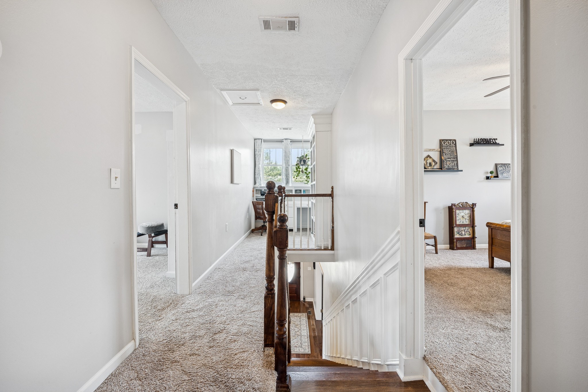 115 S Hatton Ave