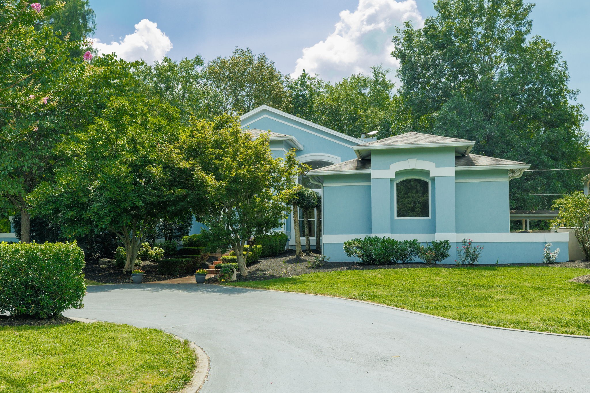 8973 Couchville Pike
