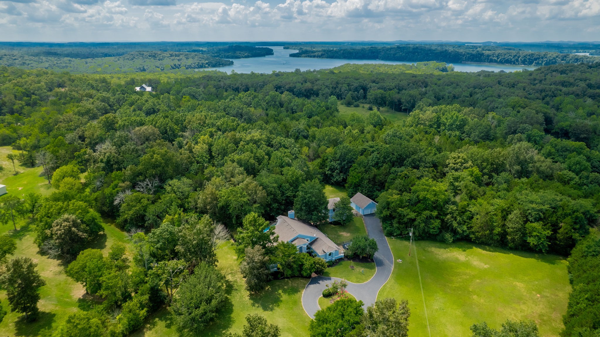 8973 Couchville Pike
