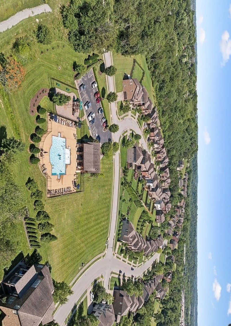 5101 Mountainbrook Cir