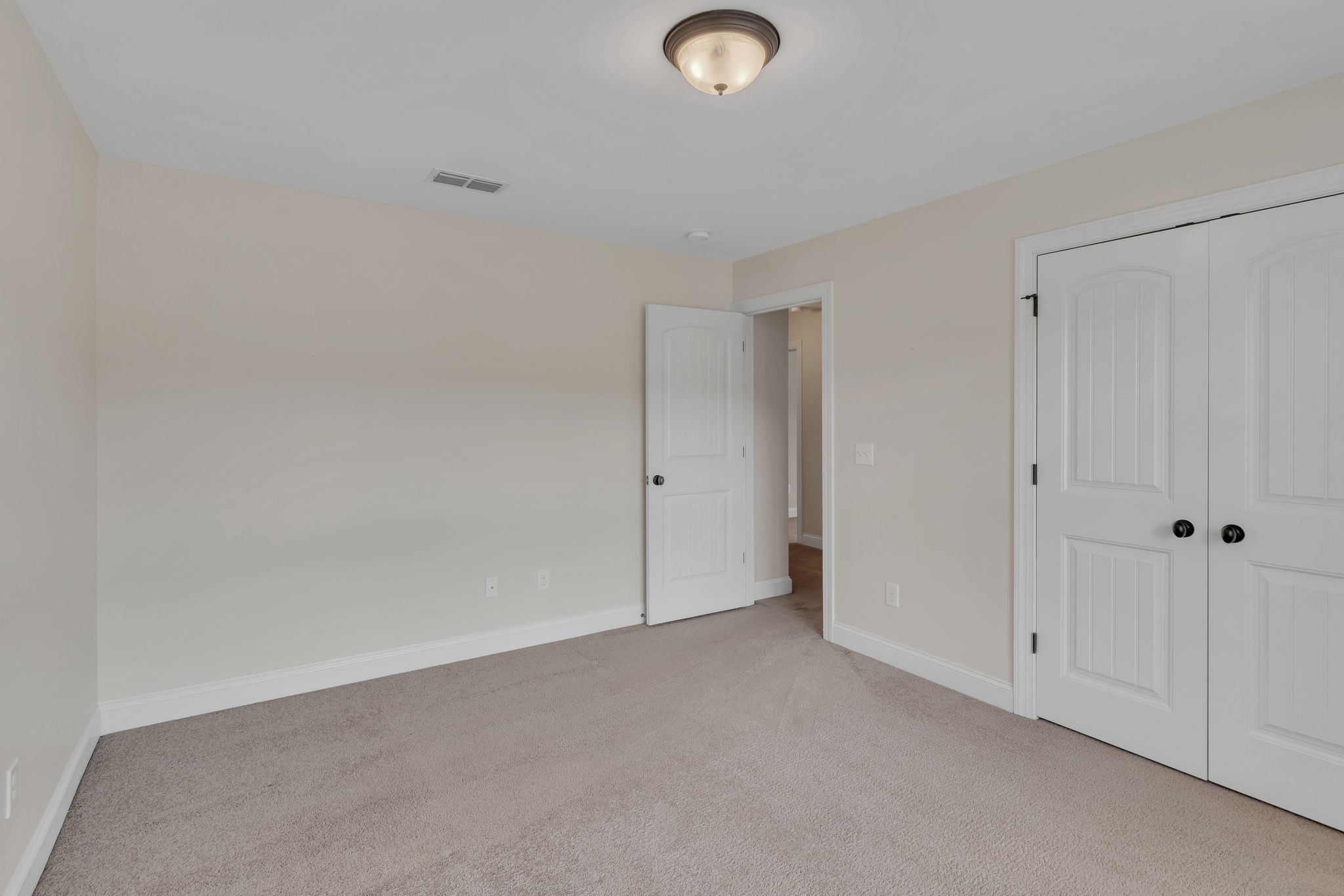 5101 Mountainbrook Cir