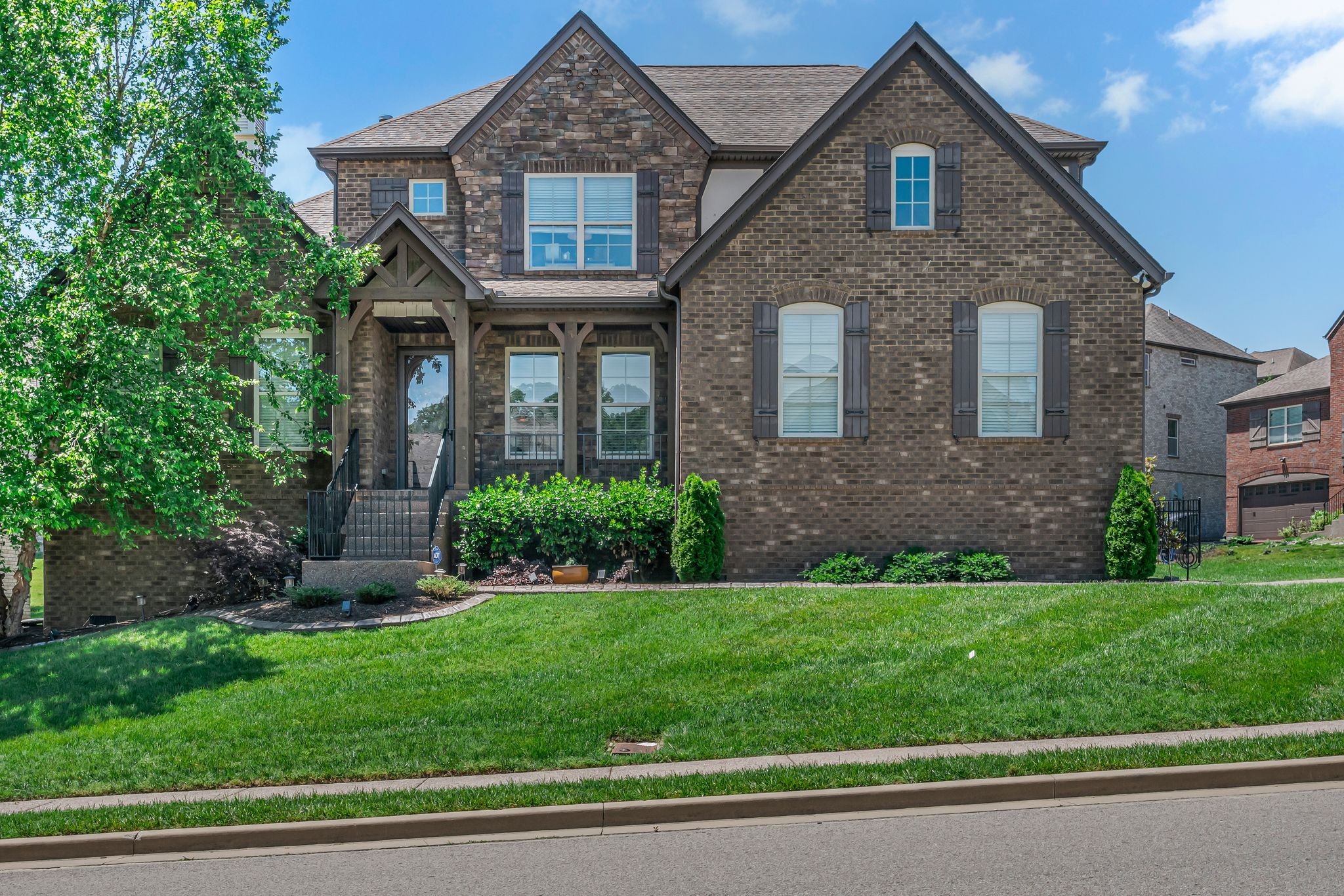 5101 Mountainbrook Cir