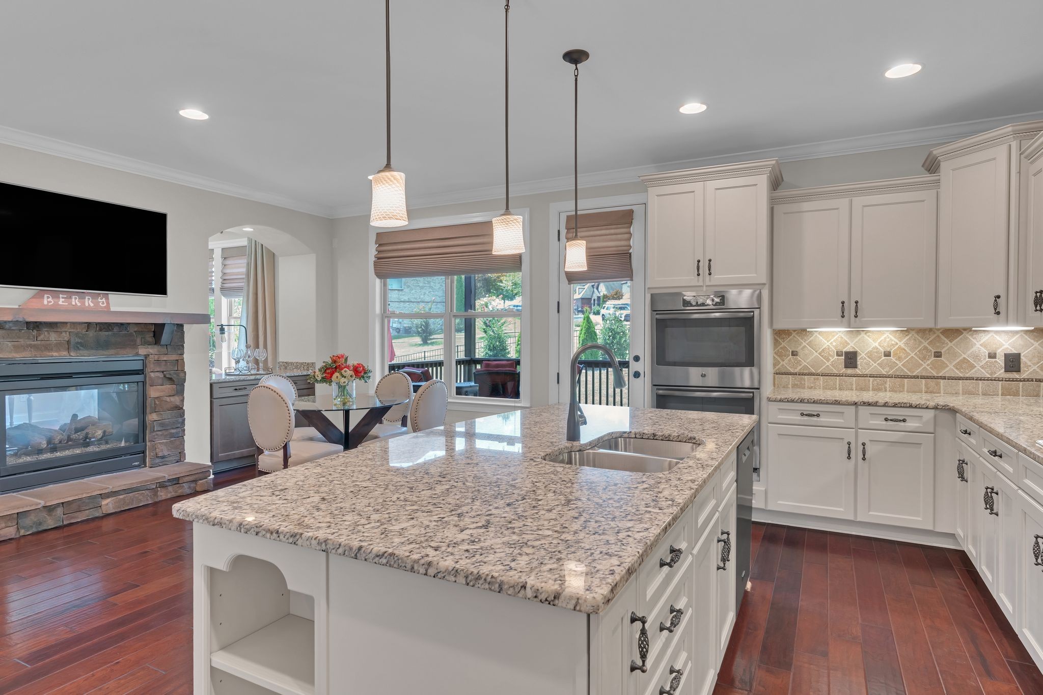 5101 Mountainbrook Cir