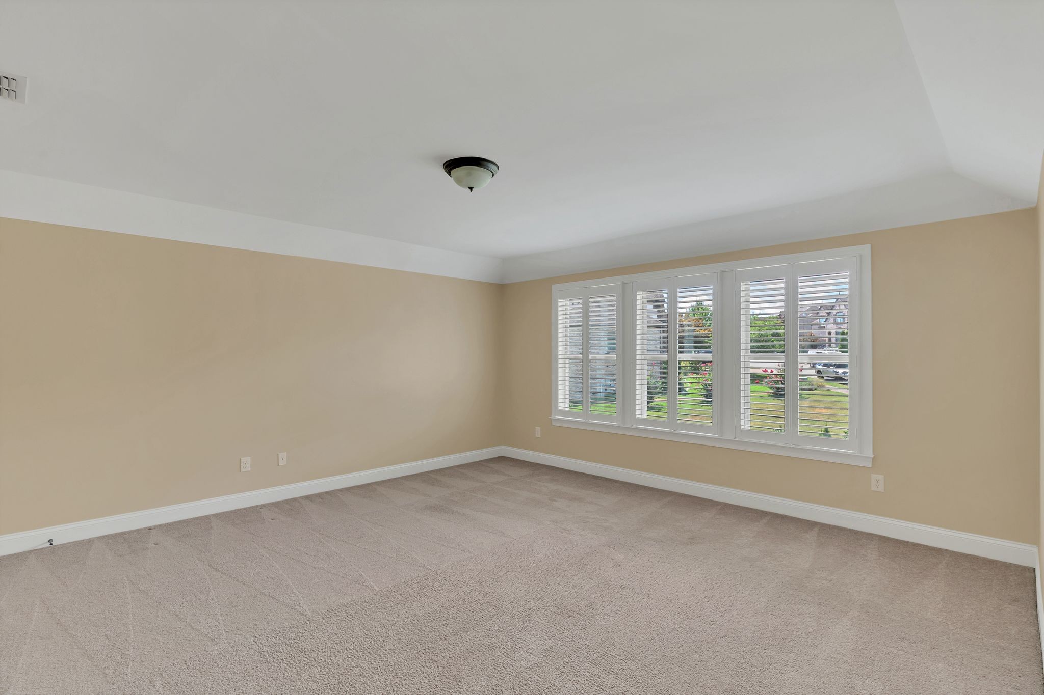 5101 Mountainbrook Cir