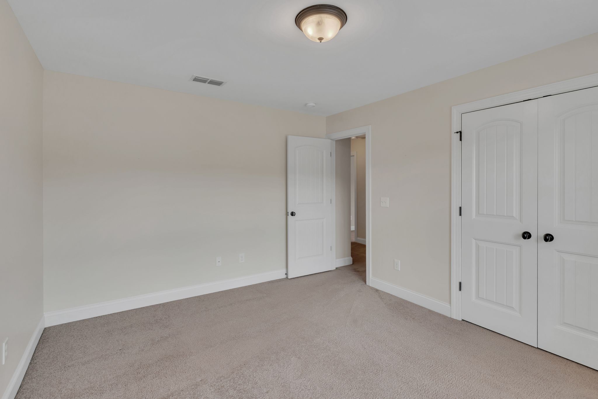 5101 Mountainbrook Cir