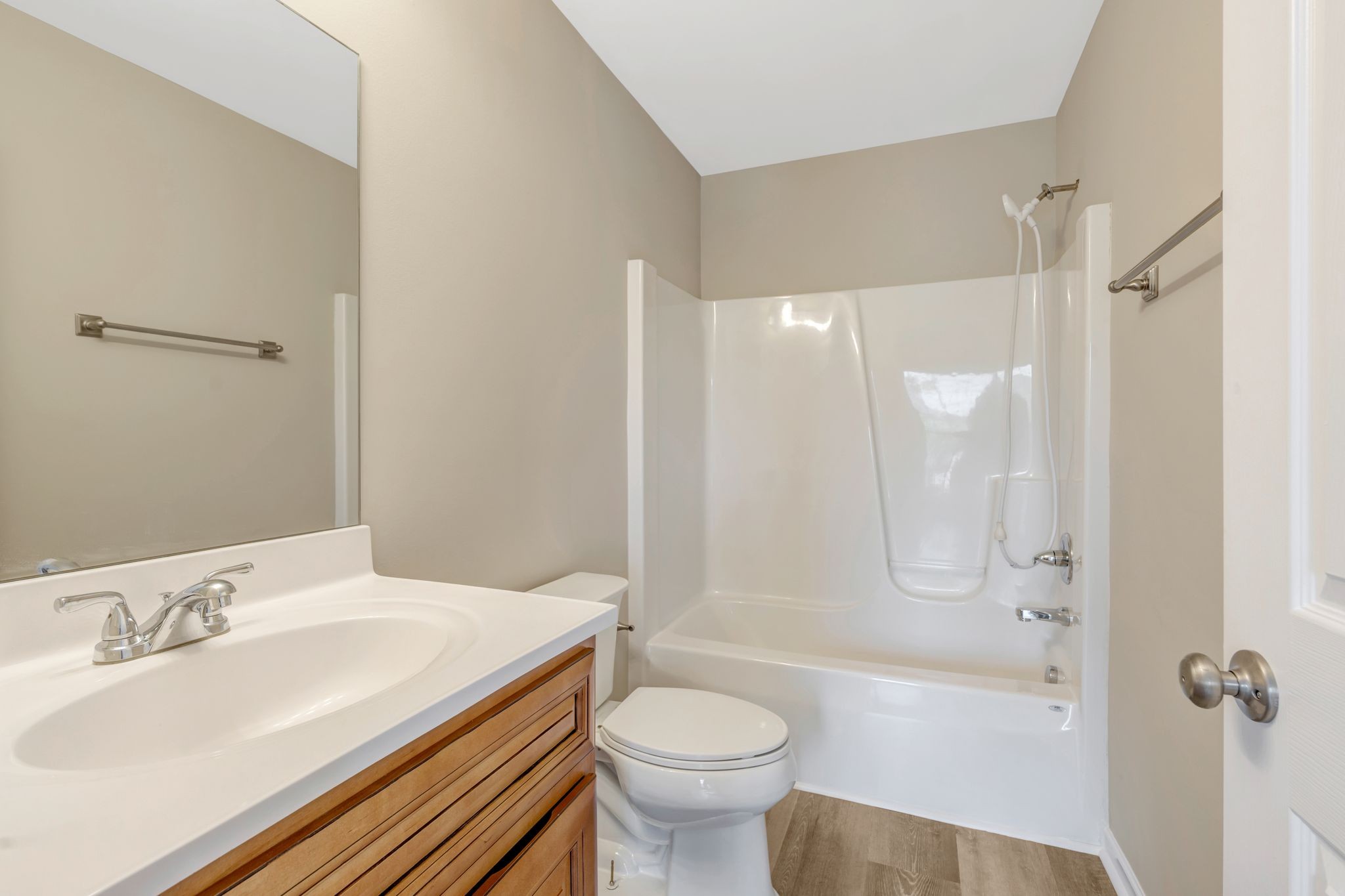 406 Matthews Ct