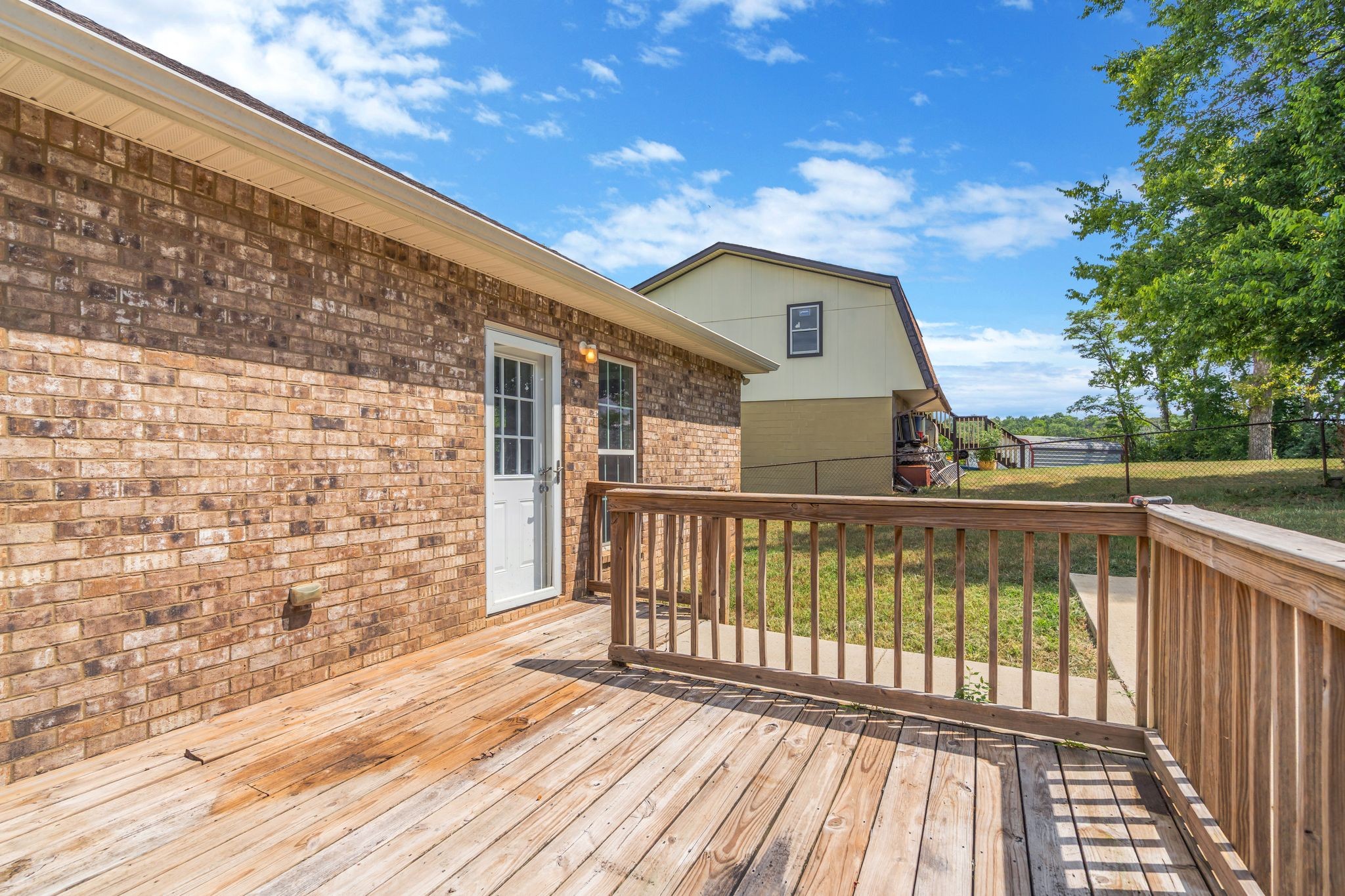 406 Matthews Ct