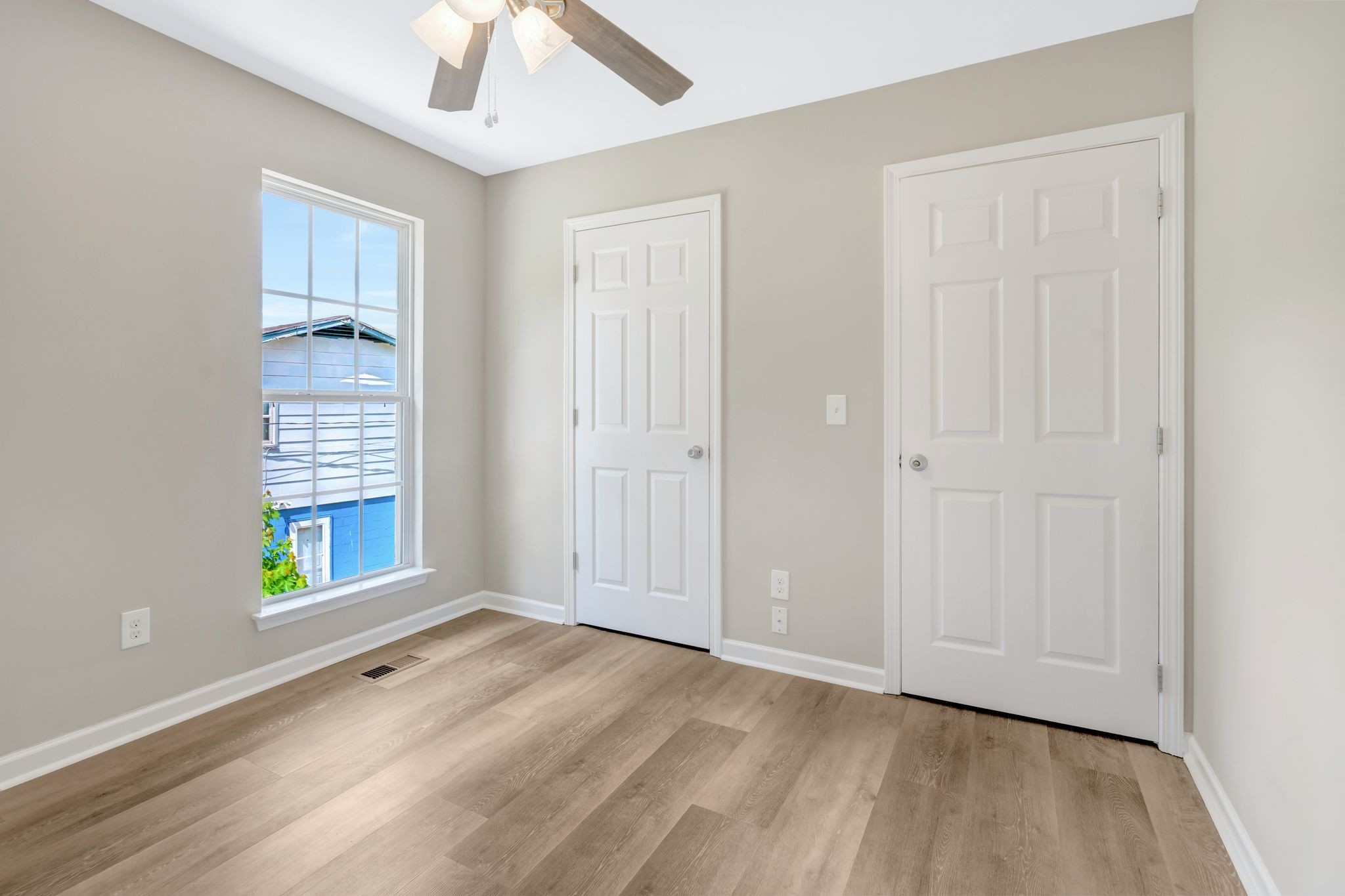 406 Matthews Ct