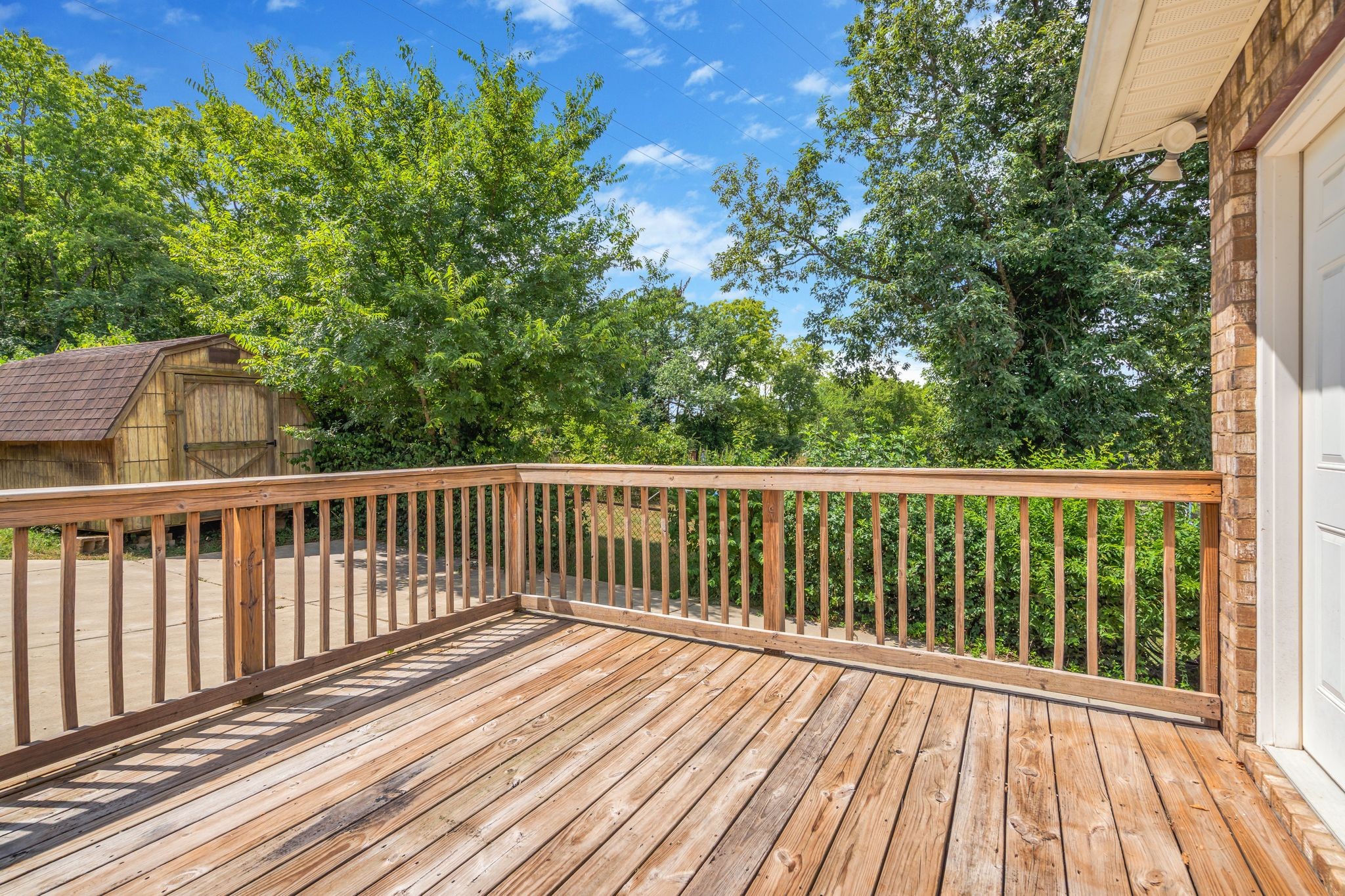 406 Matthews Ct