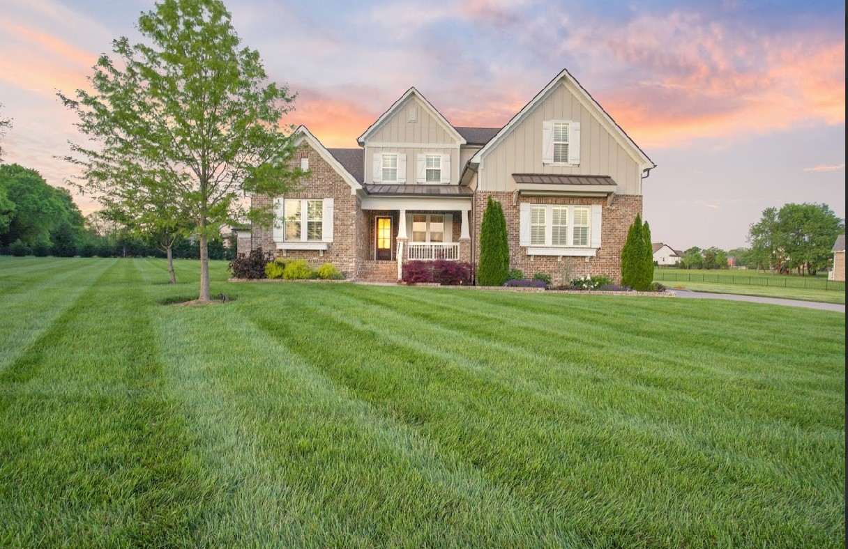 8119 Schweitzer Pl