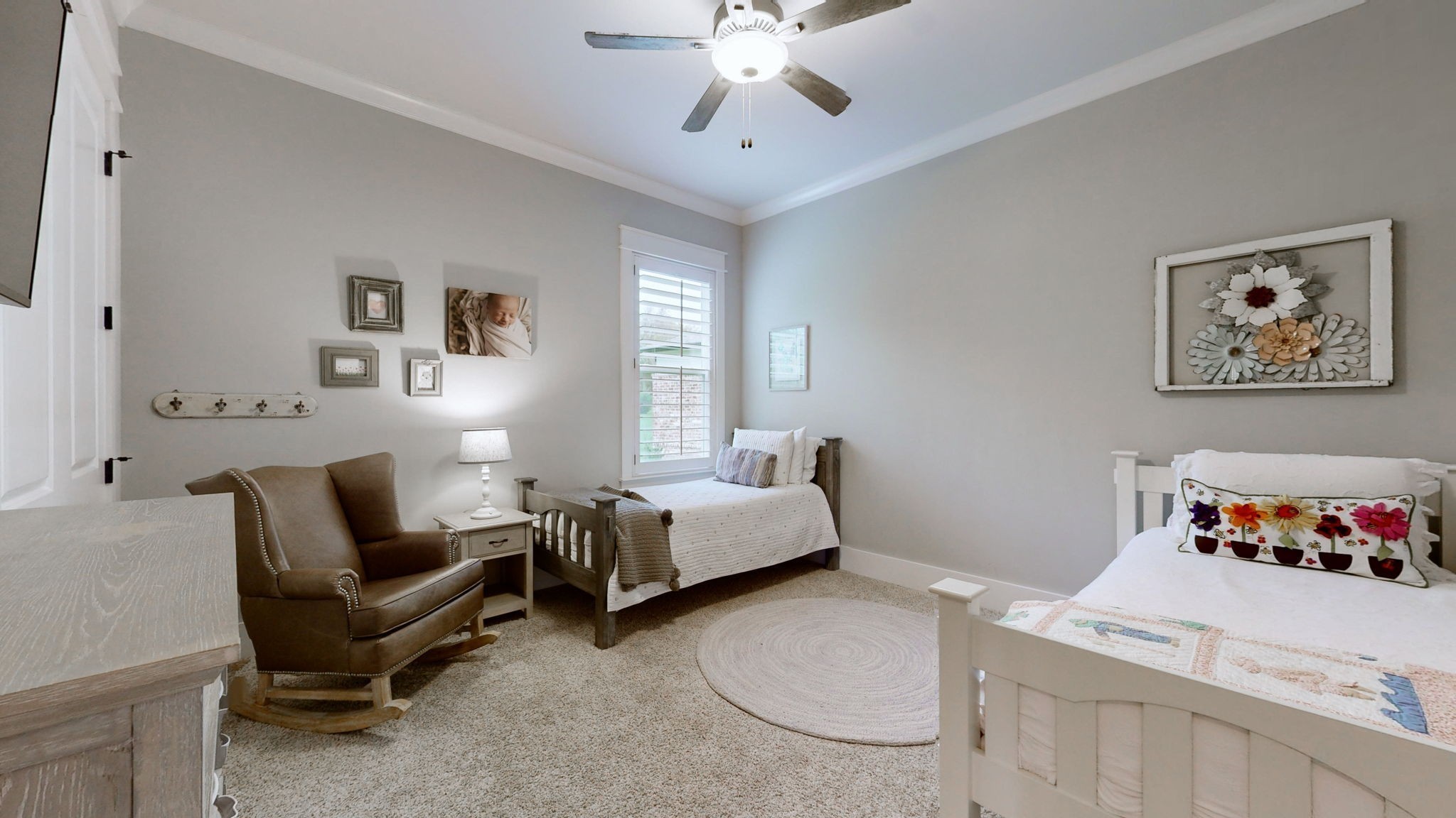 8119 Schweitzer Pl