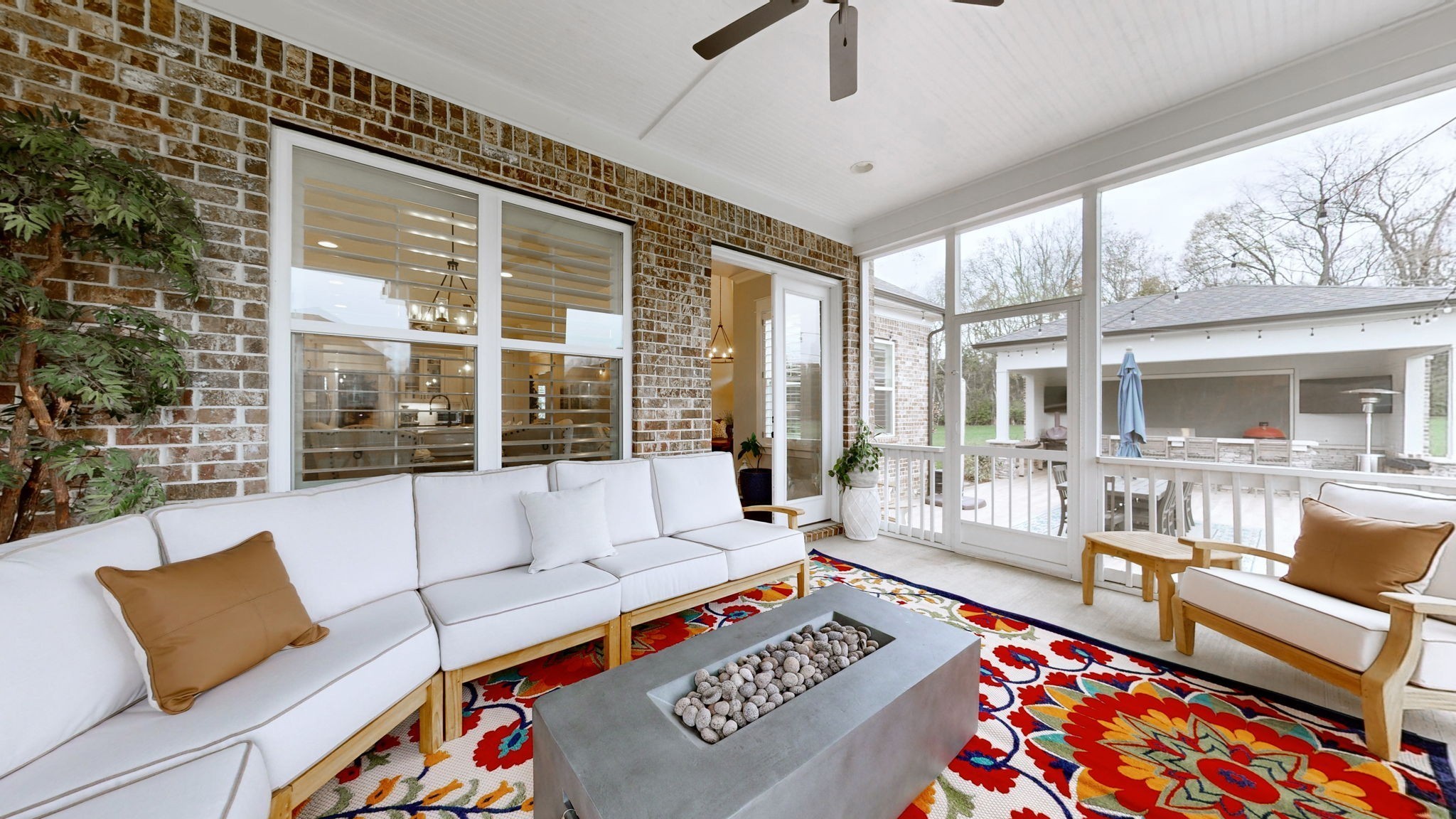 8119 Schweitzer Pl