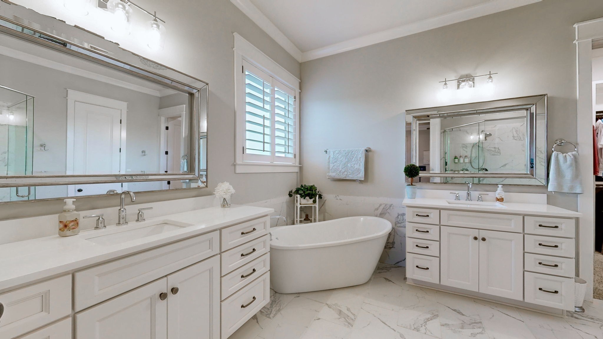 8119 Schweitzer Pl