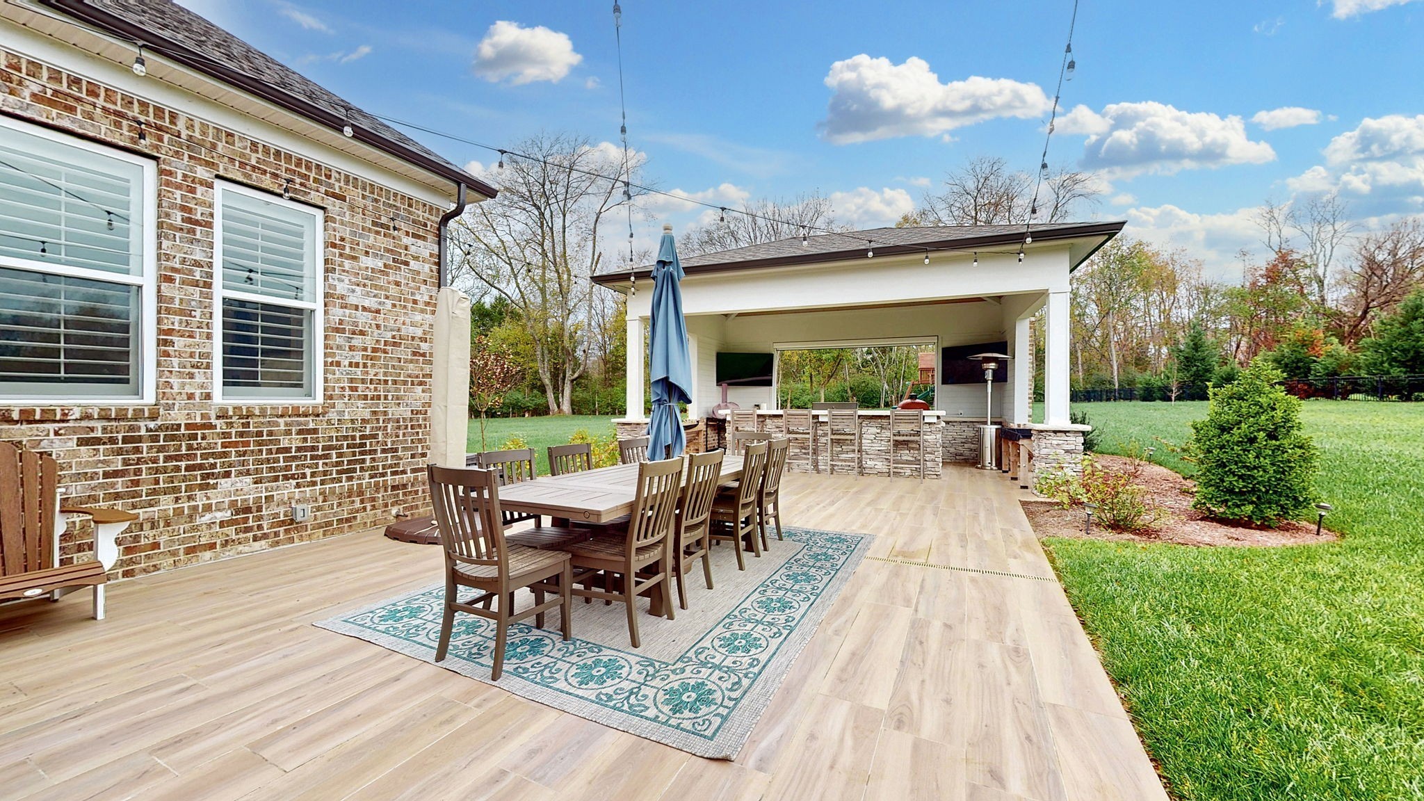 8119 Schweitzer Pl