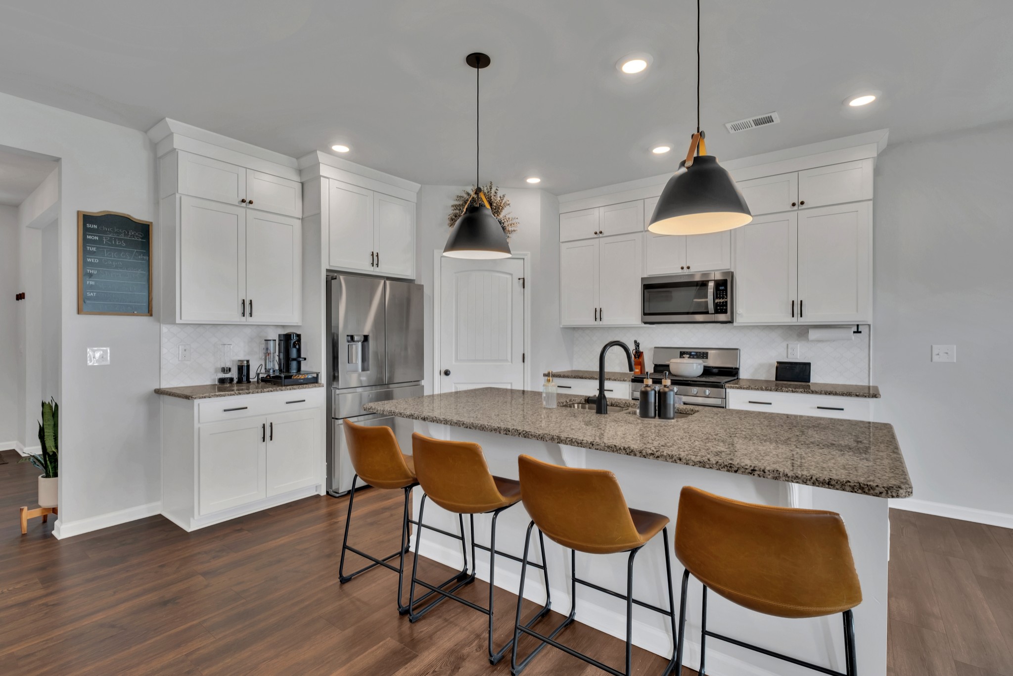 315 Redhead Ln