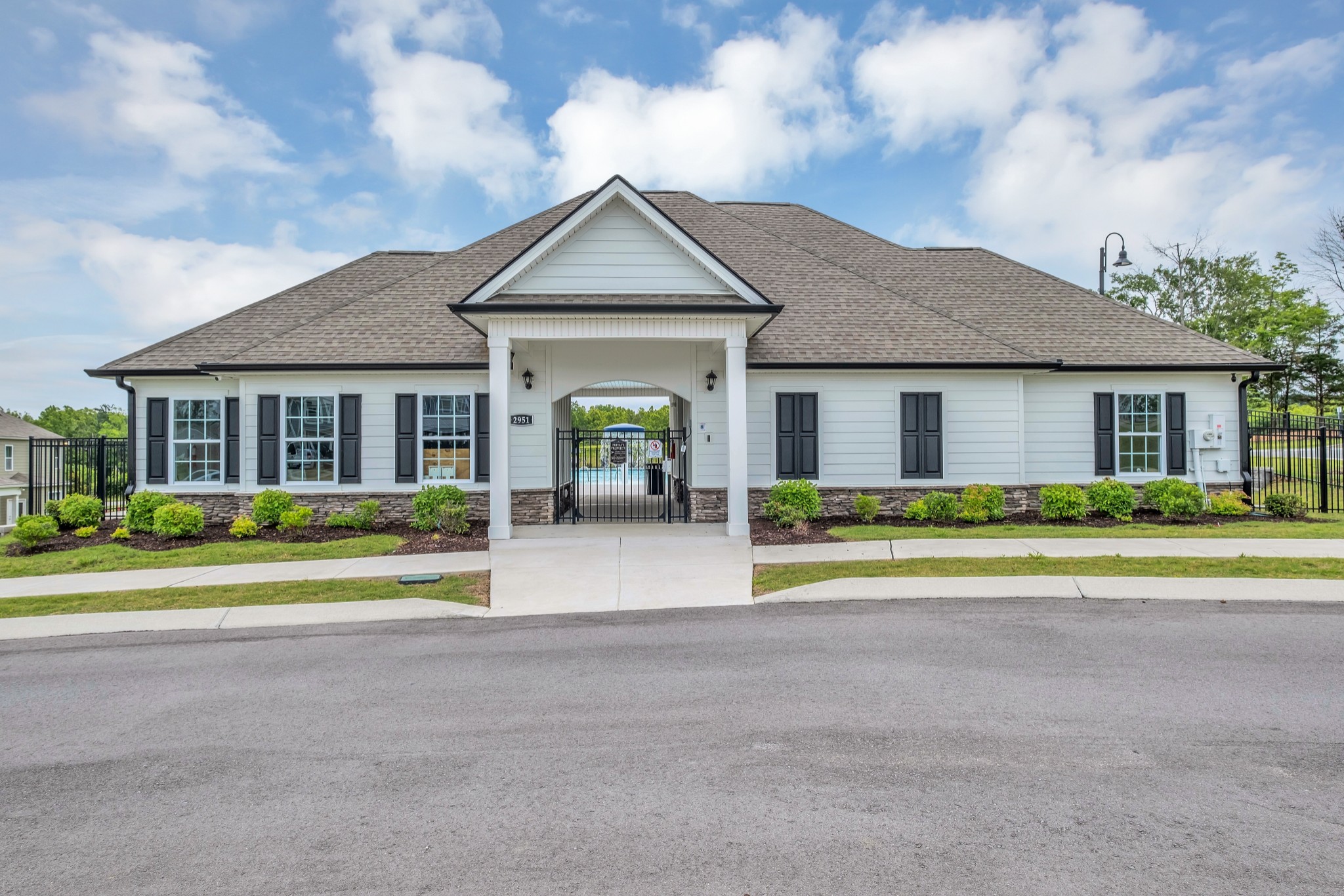315 Redhead Ln