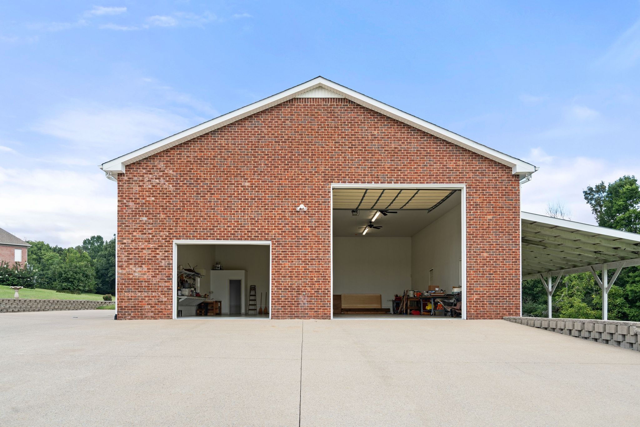 814 Austins Way