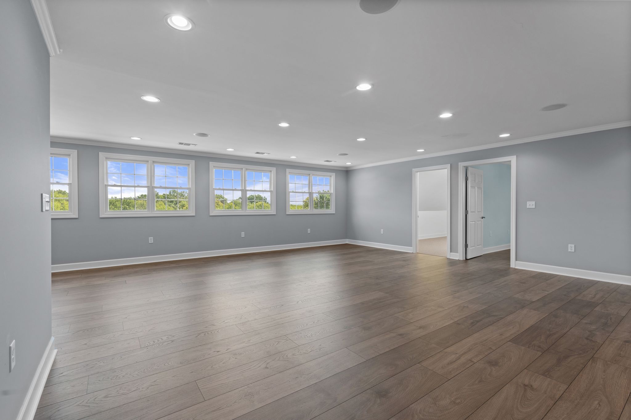 814 Austins Way