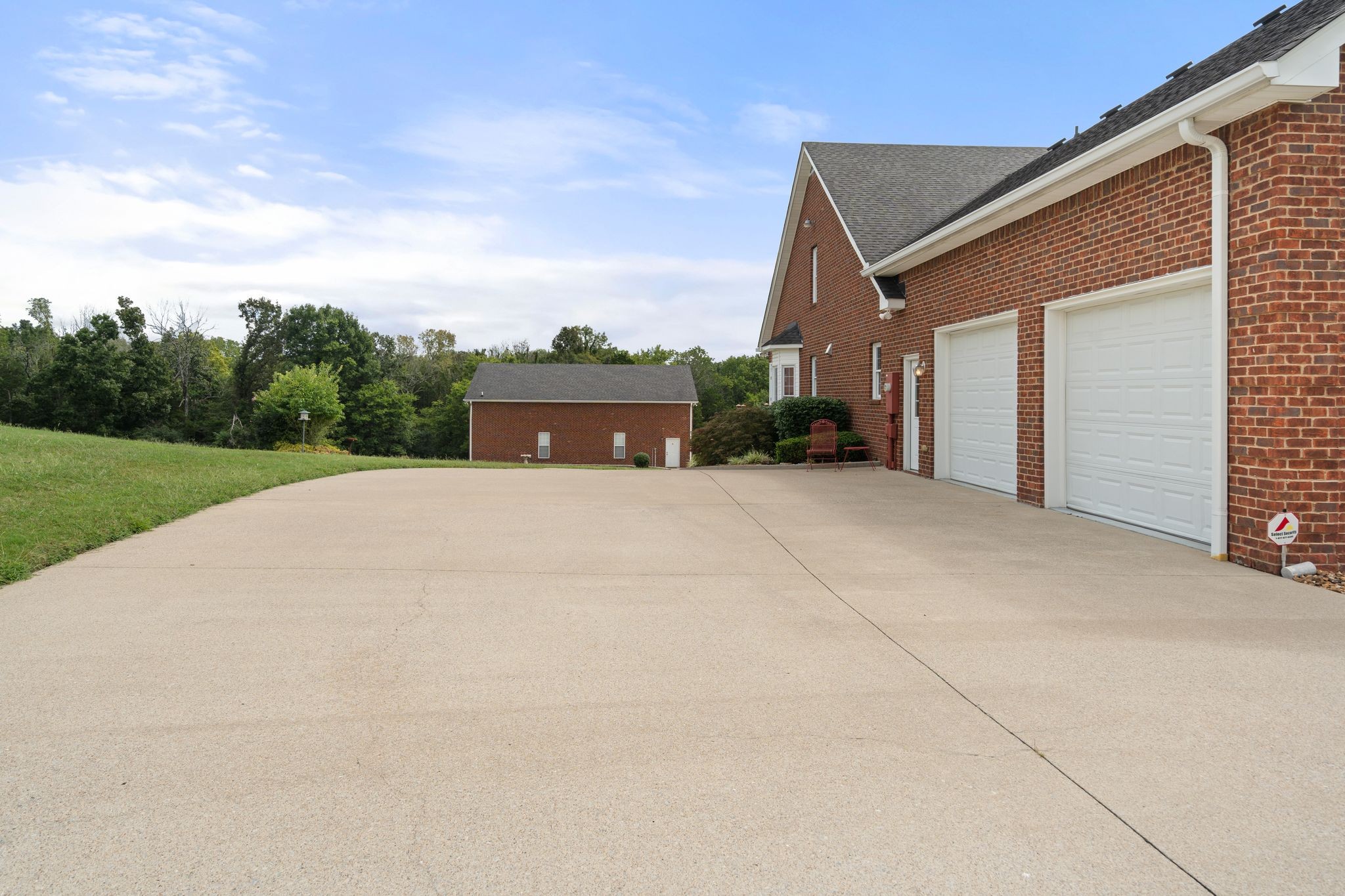 814 Austins Way