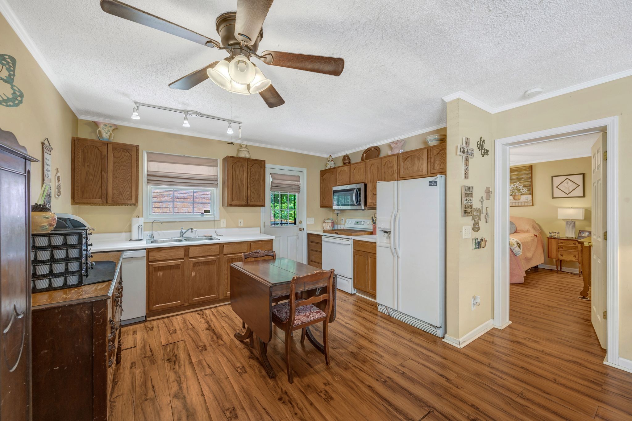 1140 Brittany Park Ln