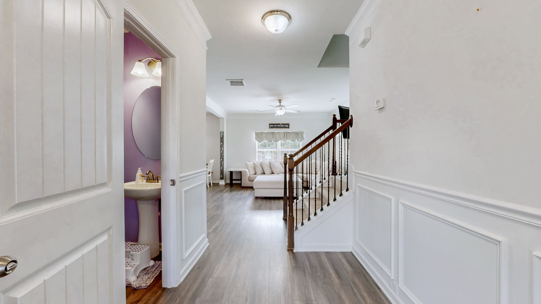 102 Helmsdale Dr