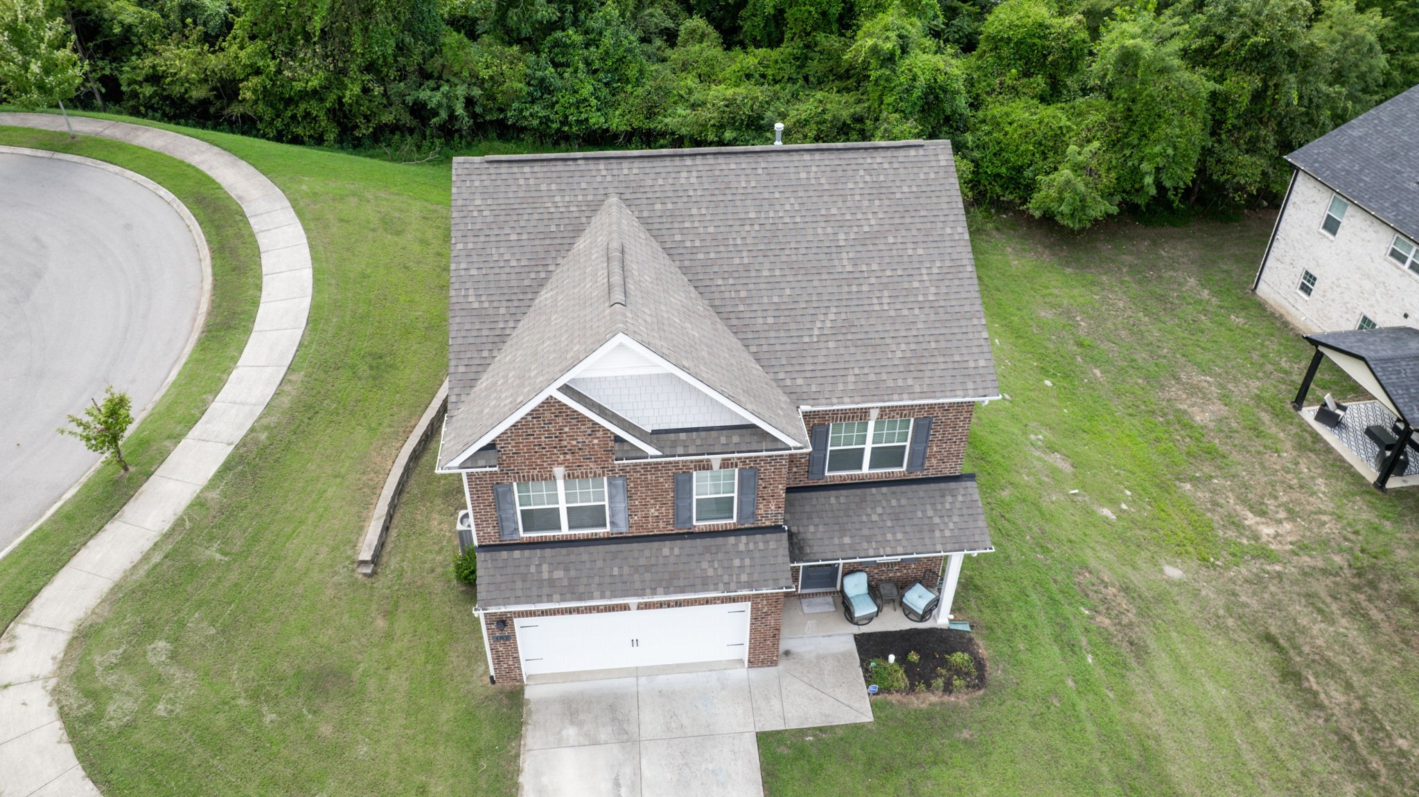 102 Helmsdale Dr