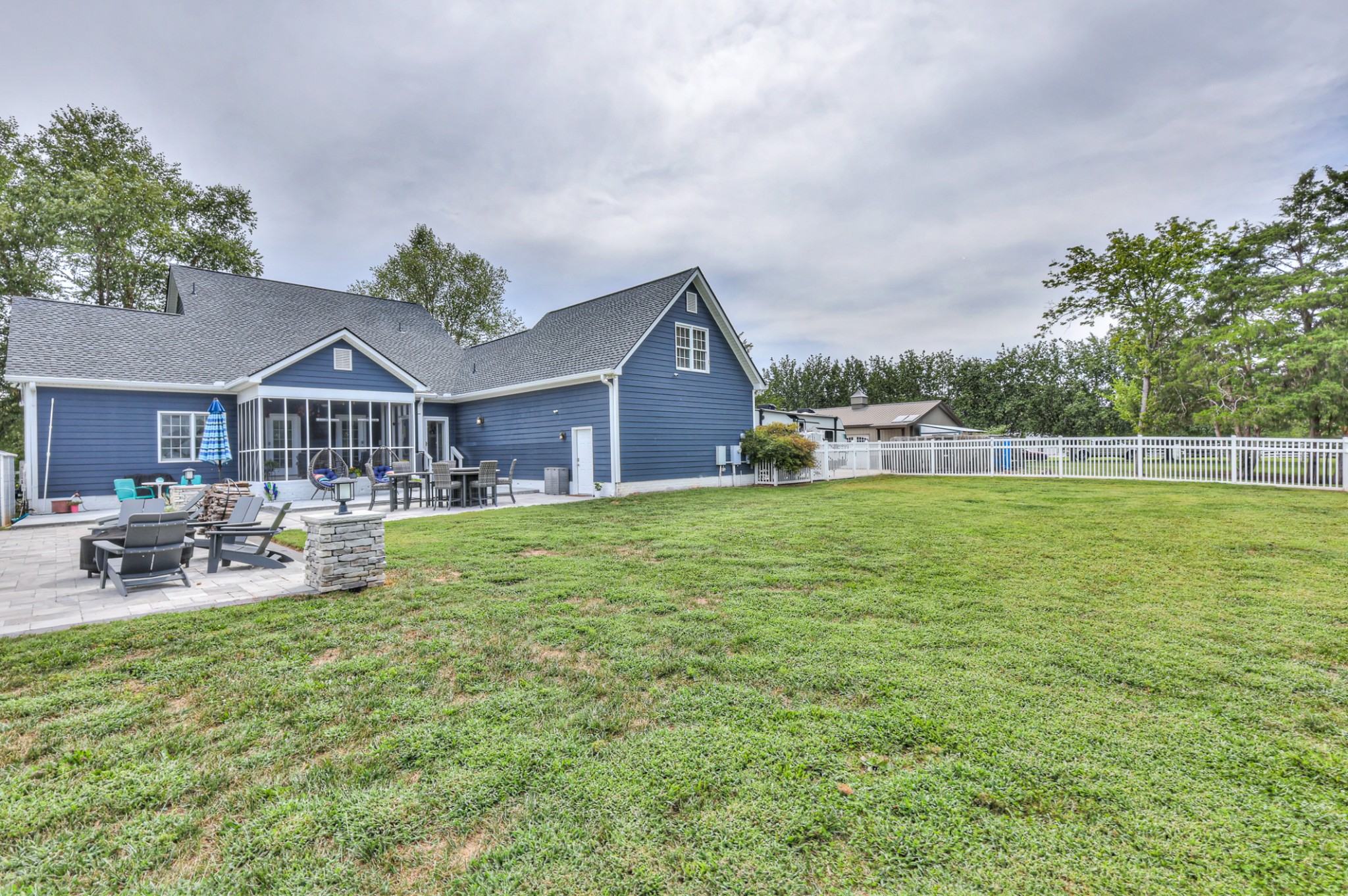 5673 Elam Rd