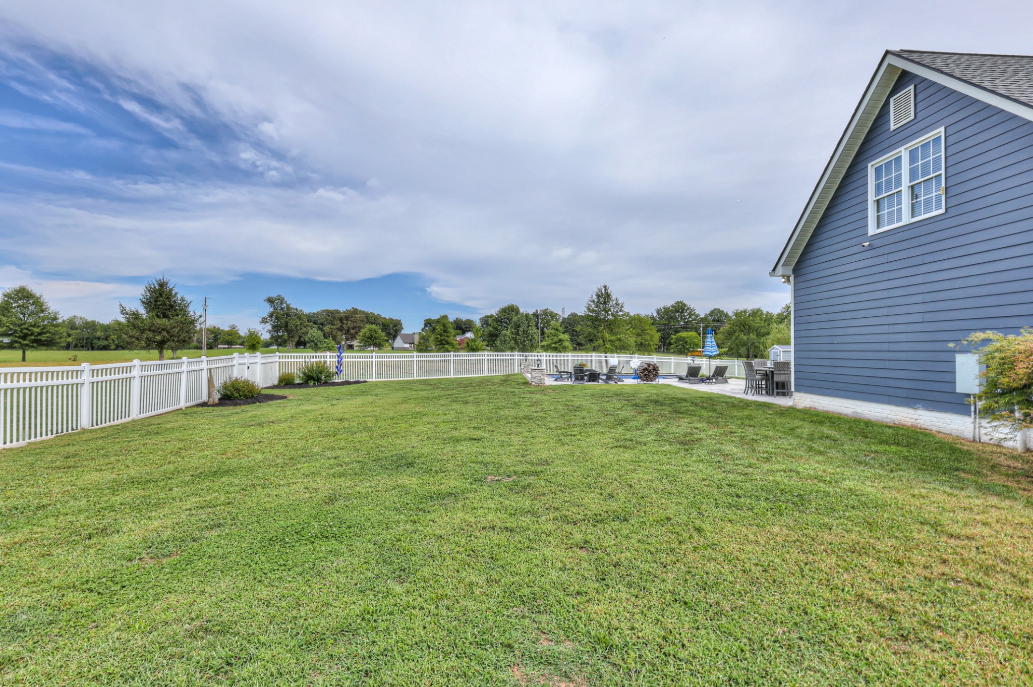 5673 Elam Rd