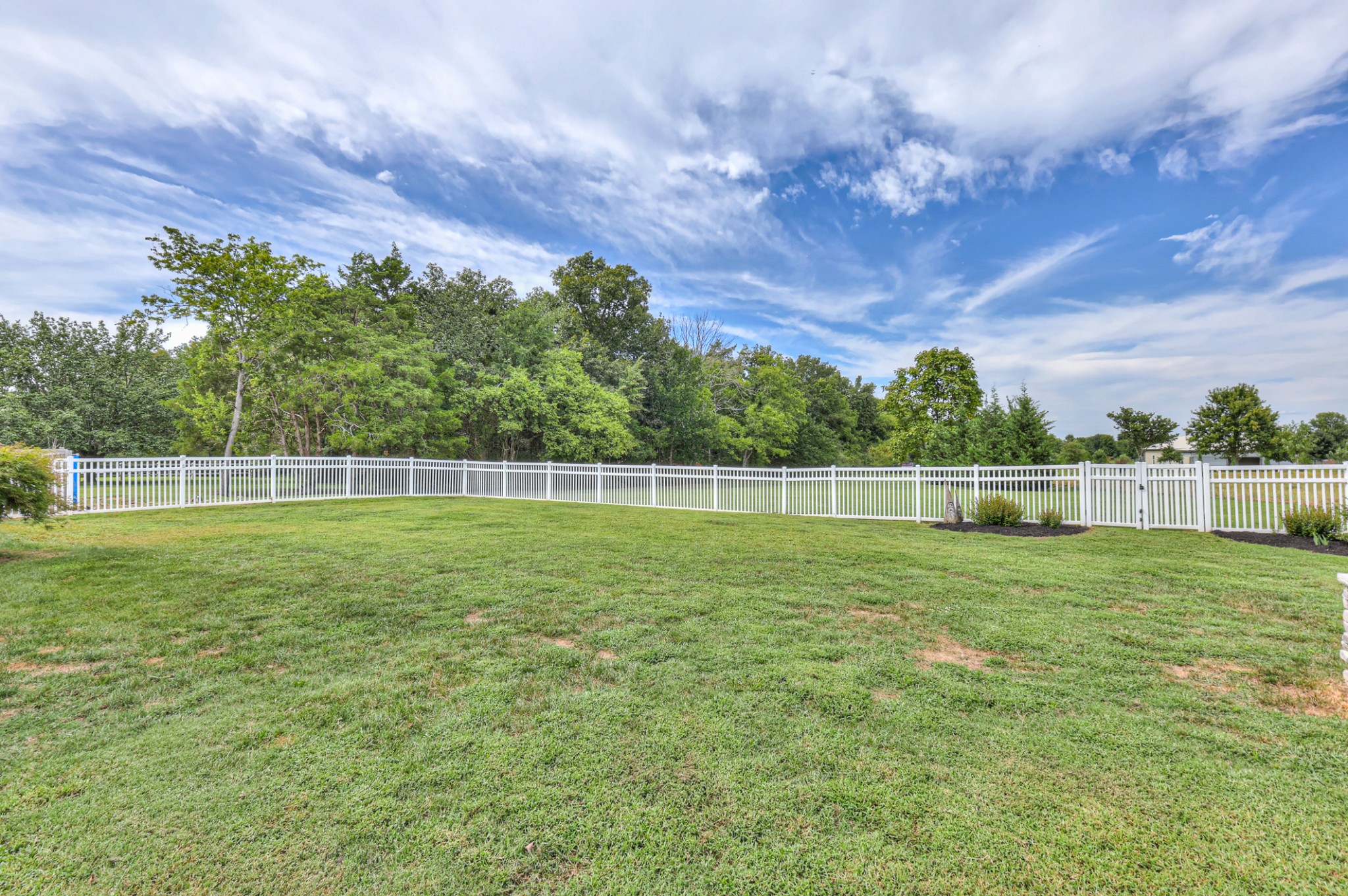 5673 Elam Rd