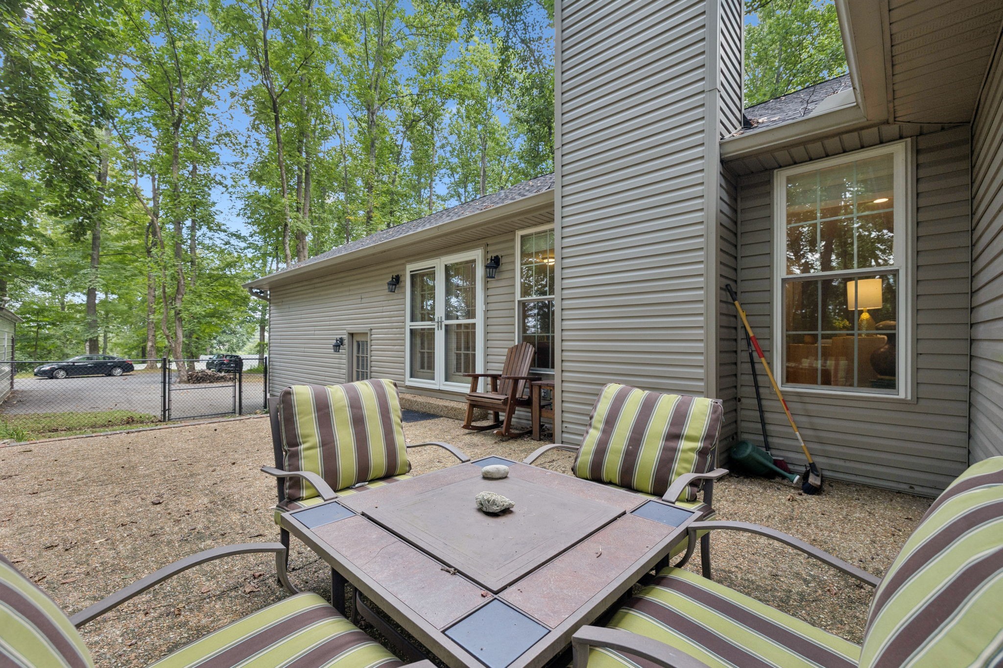6007 Bluewater Dr