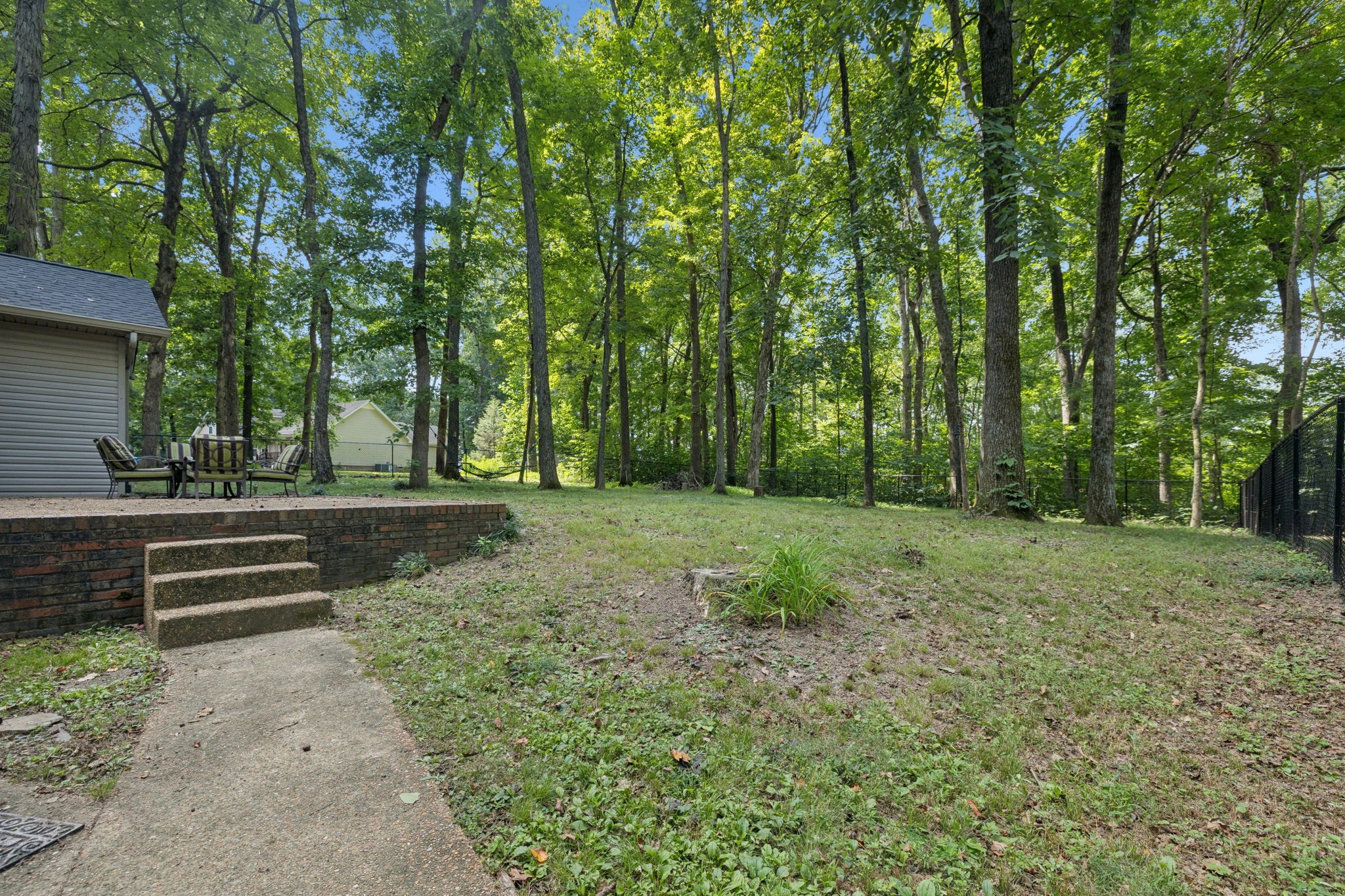 6007 Bluewater Dr