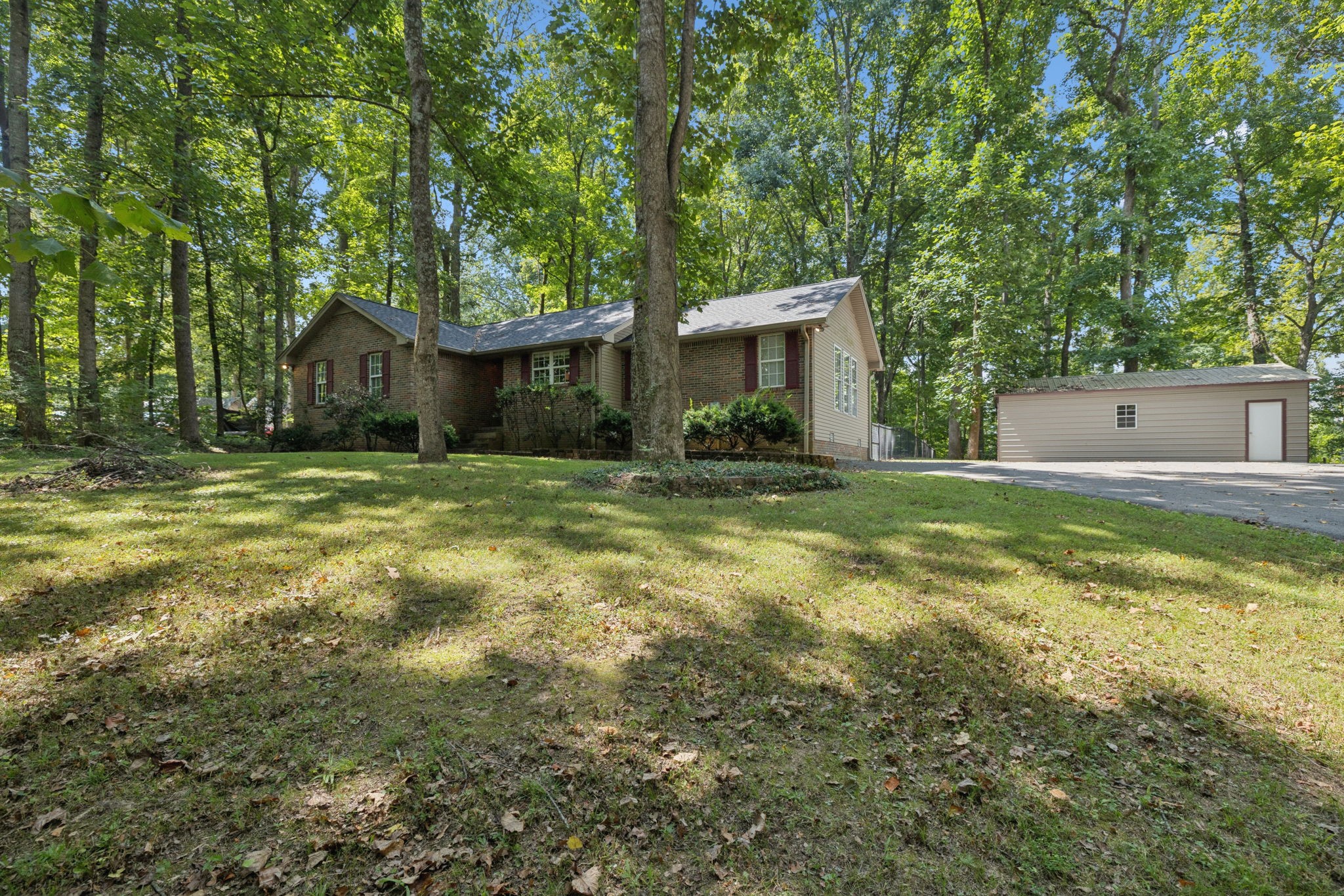 6007 Bluewater Dr
