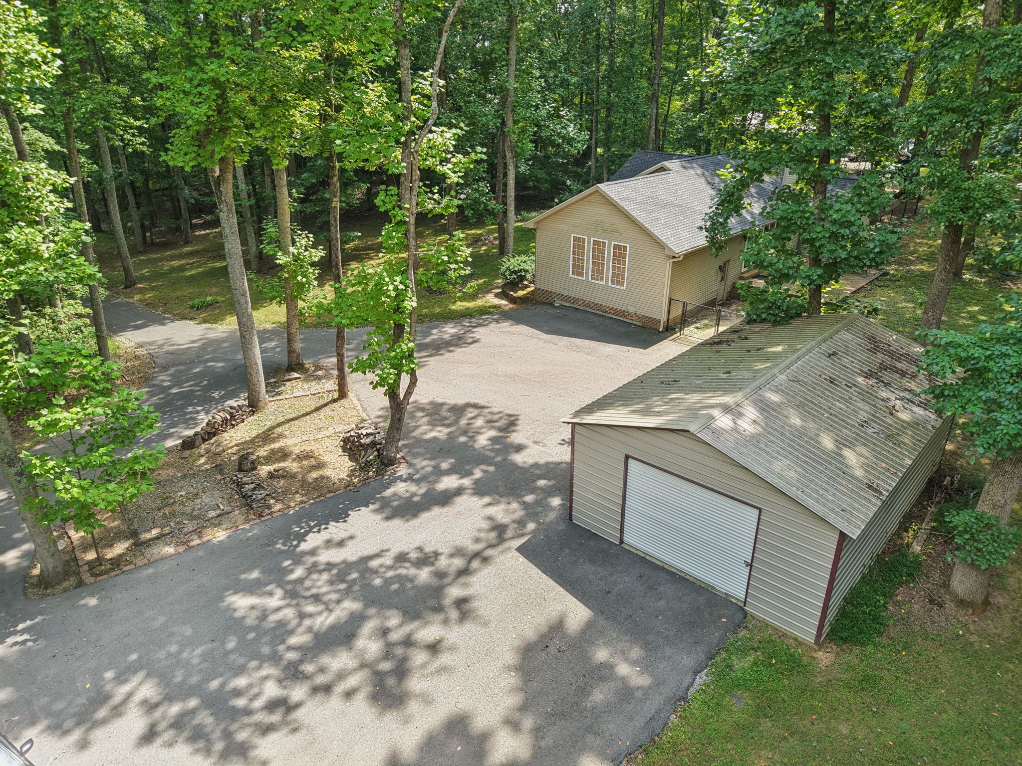 6007 Bluewater Dr