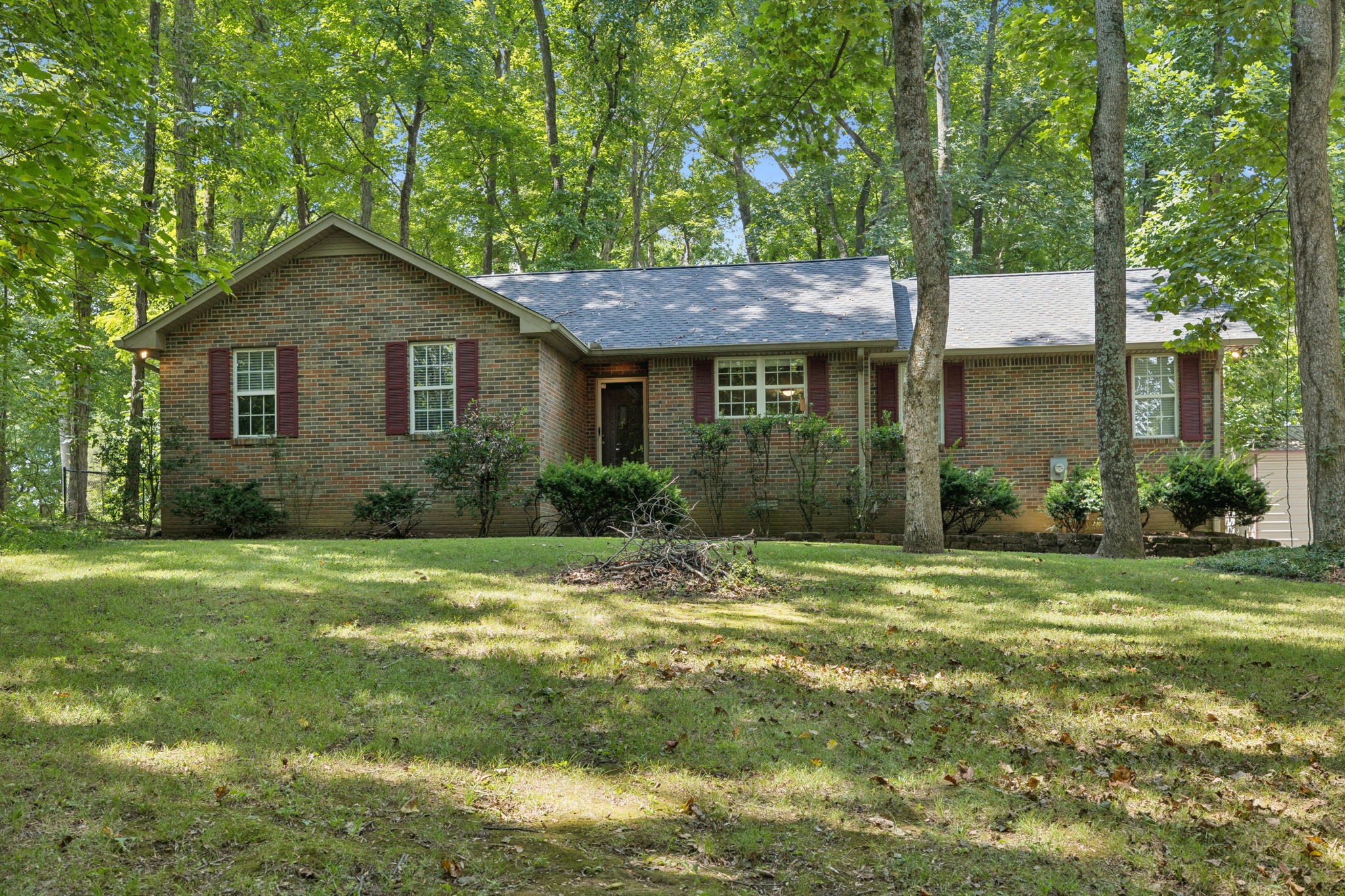 6007 Bluewater Dr