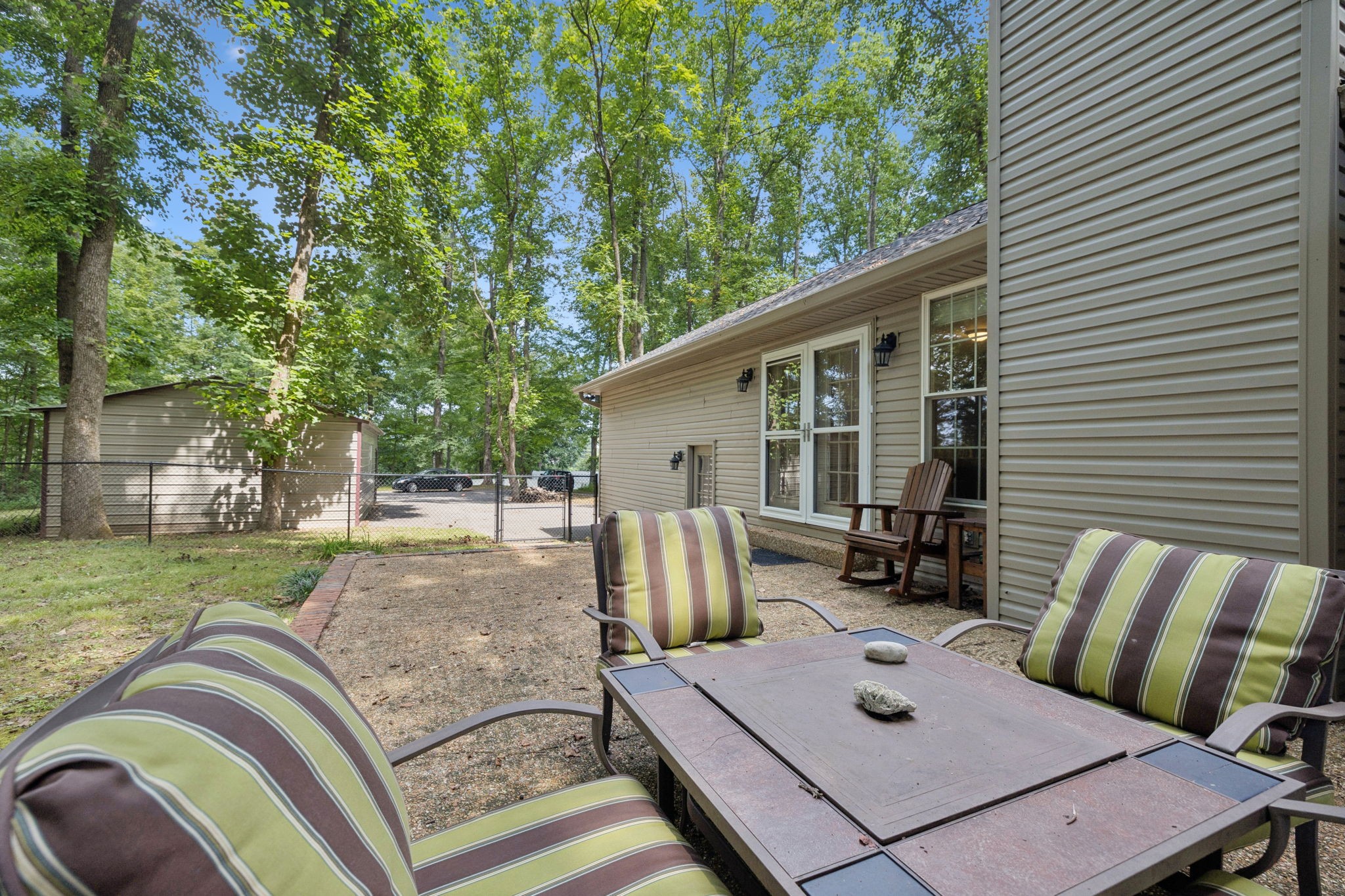 6007 Bluewater Dr