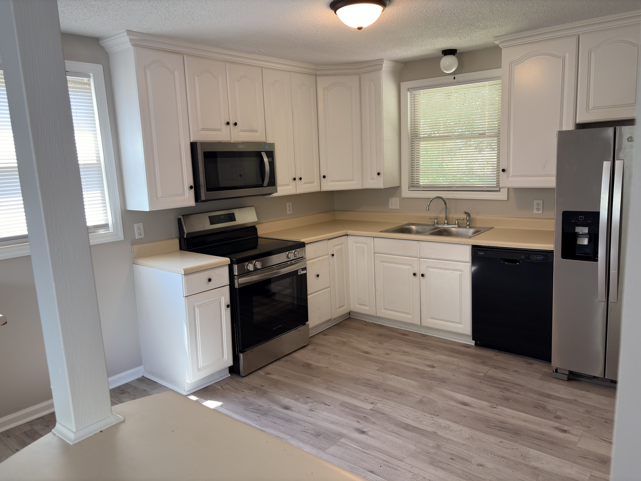 4917 Algonquin Trl