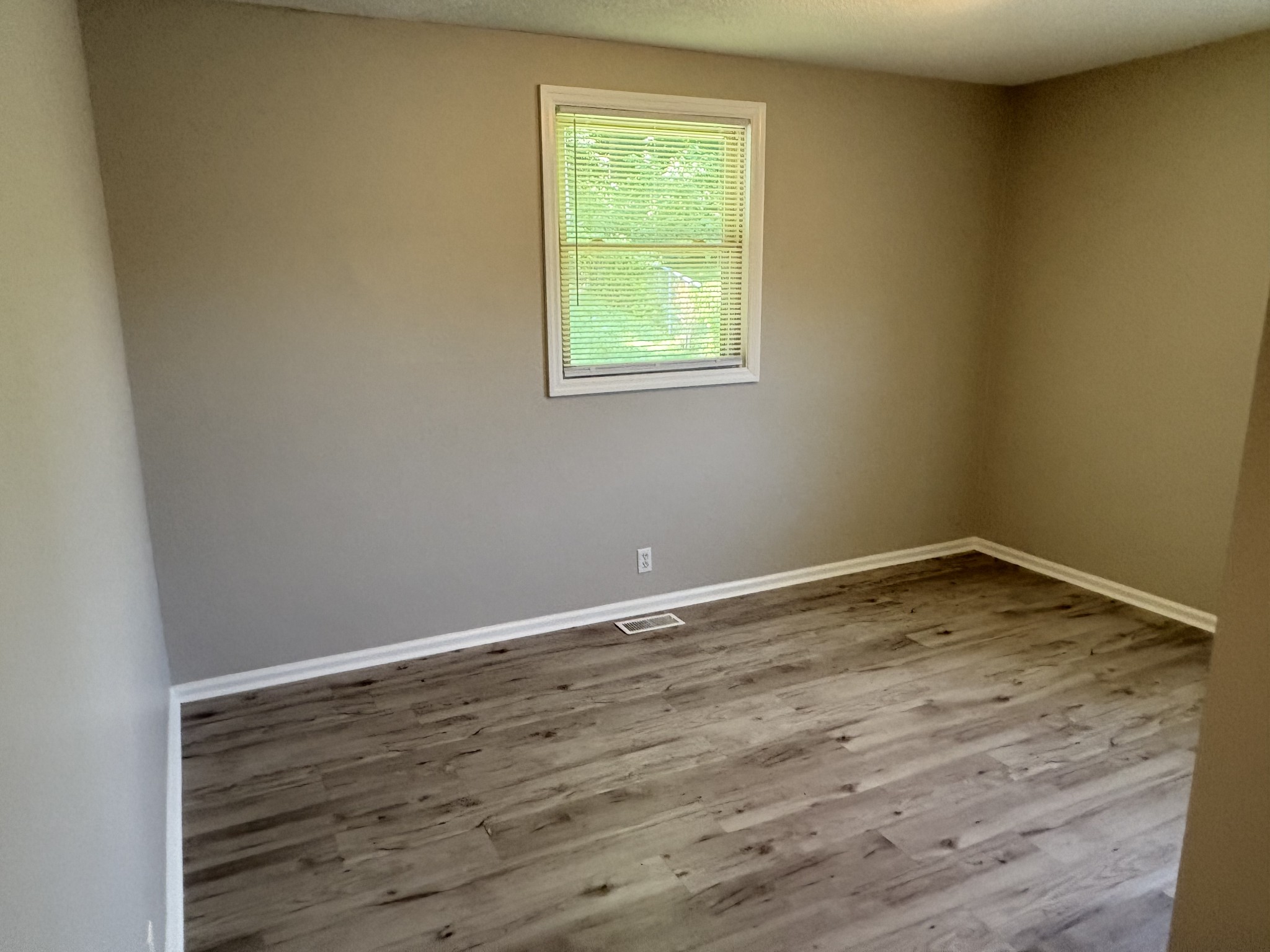 4917 Algonquin Trl