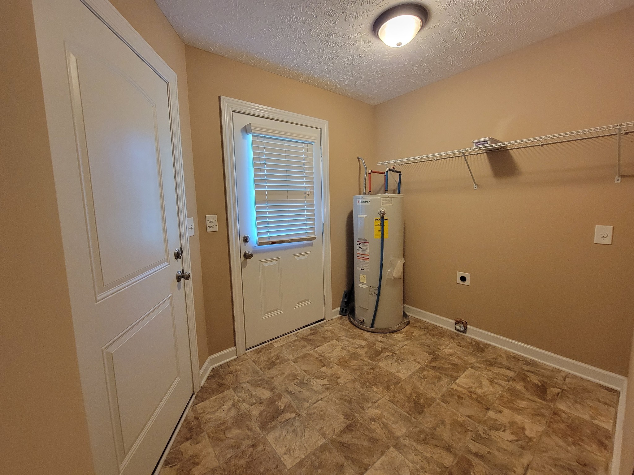 103 Colorado Cir
