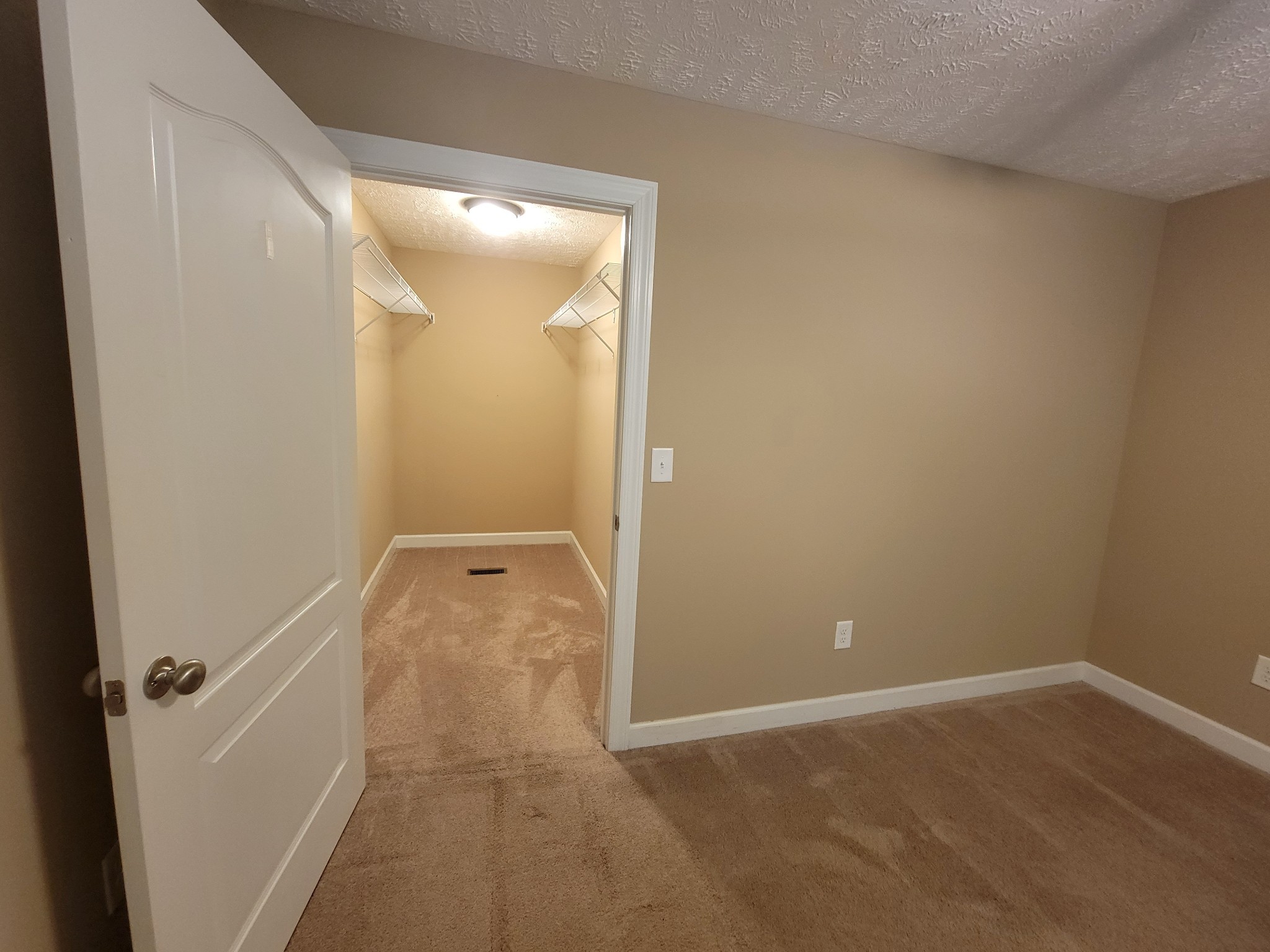 103 Colorado Cir