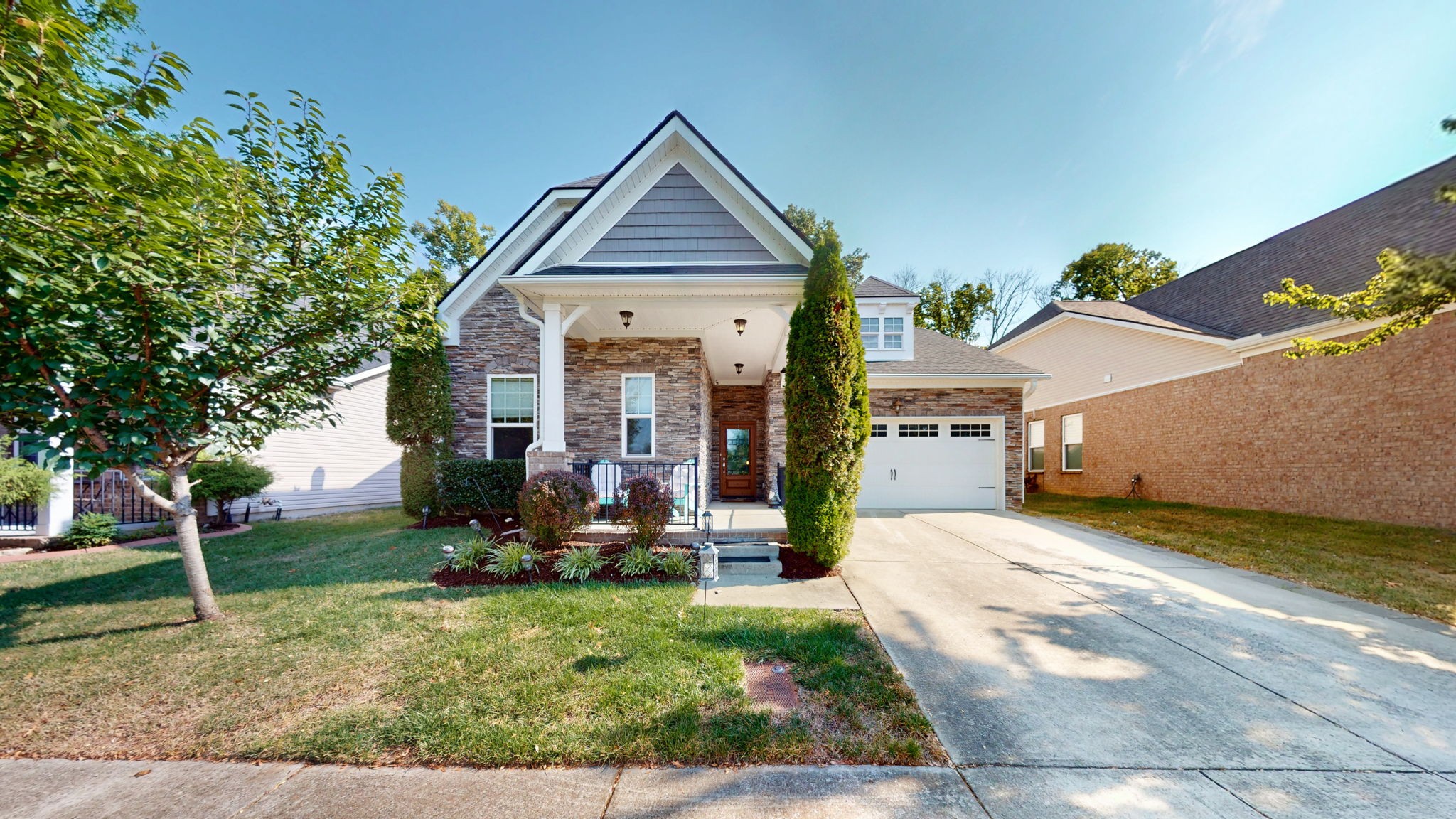 1957 Stonewater Dr