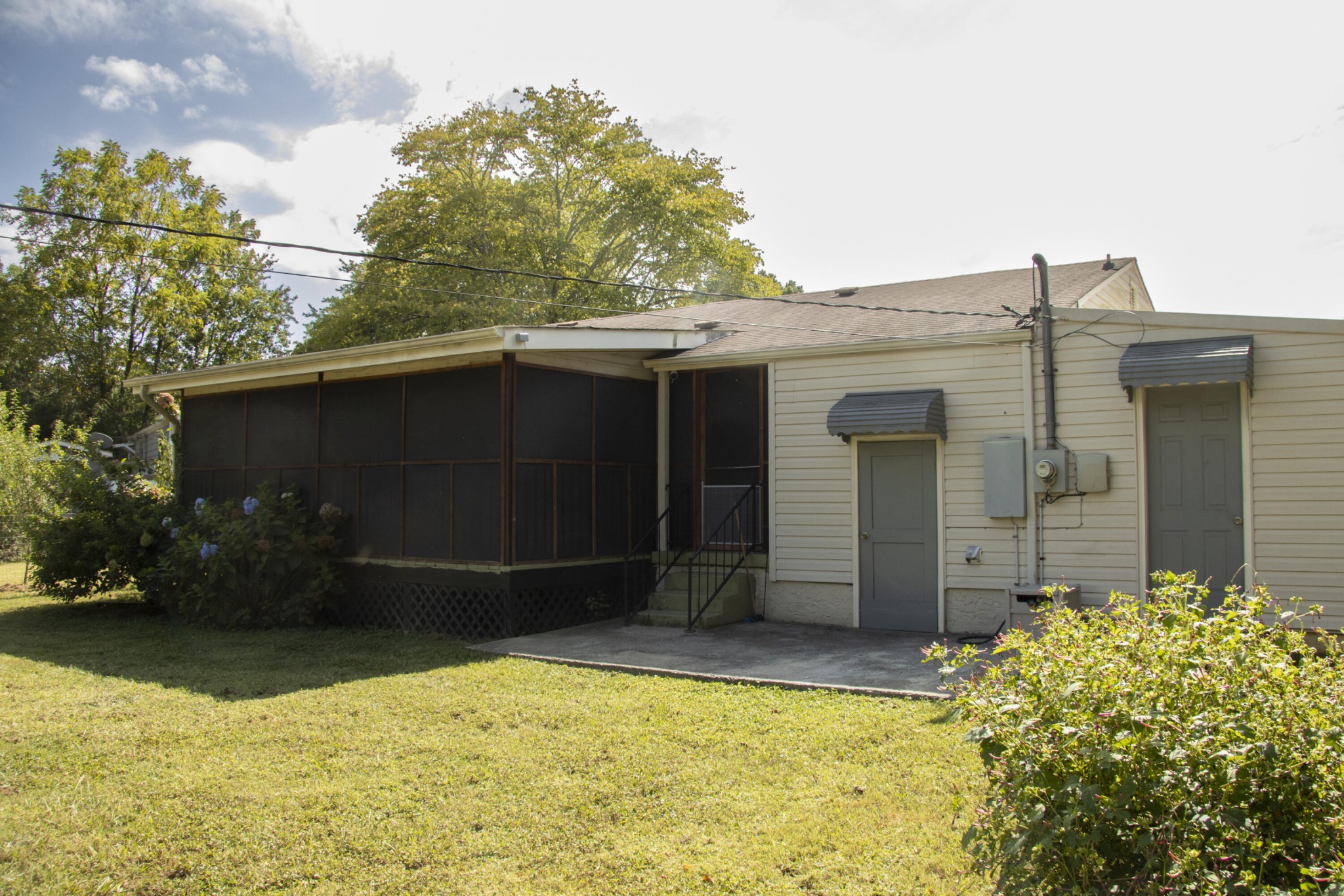 4614 Carr Terrace