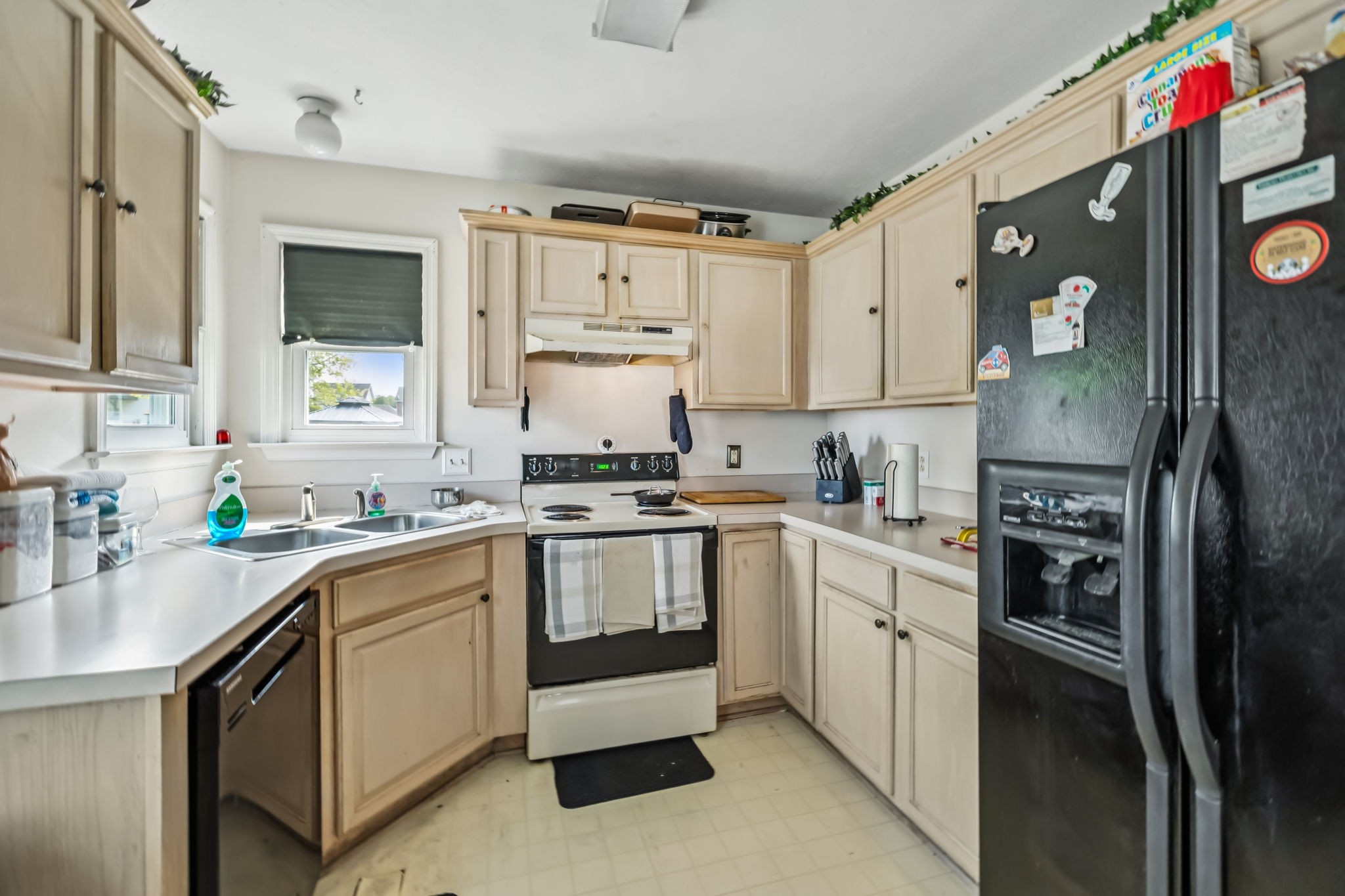 5313 Sunnyvale Dr