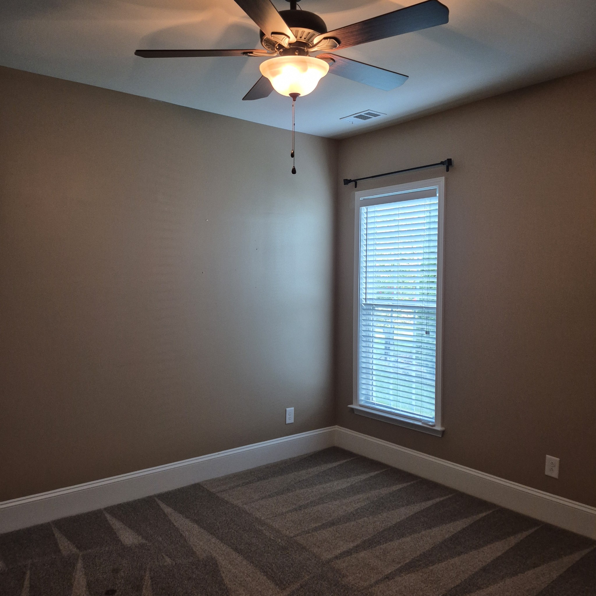 134 Dahlgren Dr