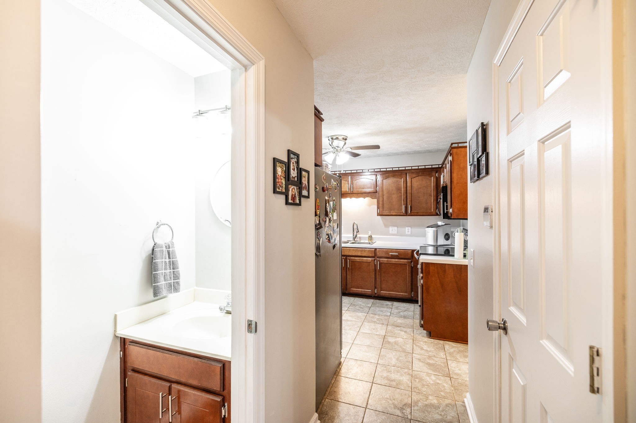 101 Victoria Ln, E