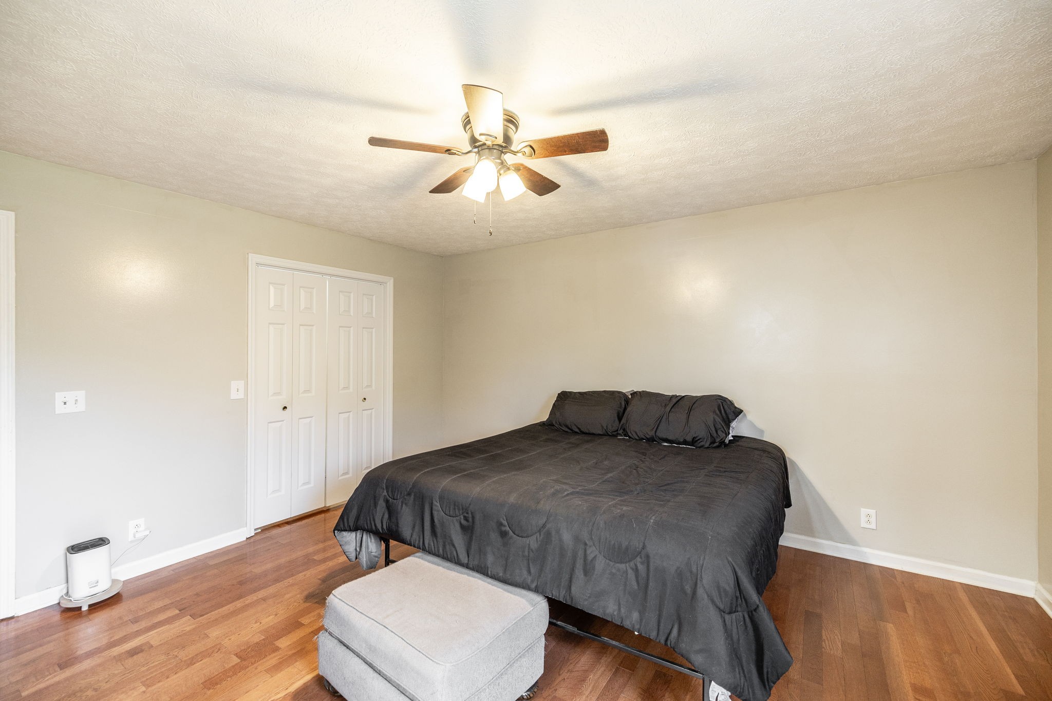 101 Victoria Ln, E