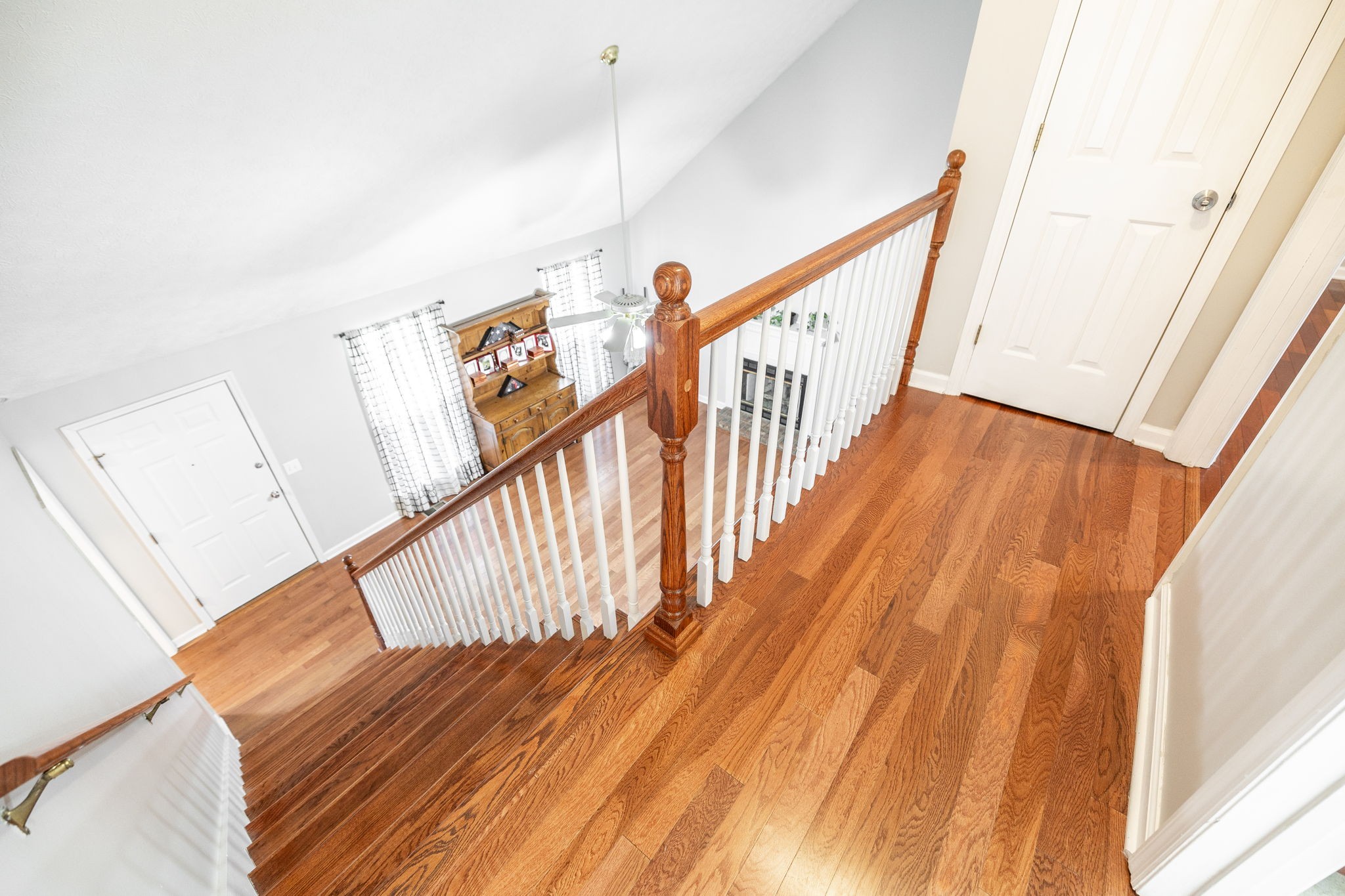 101 Victoria Ln, E