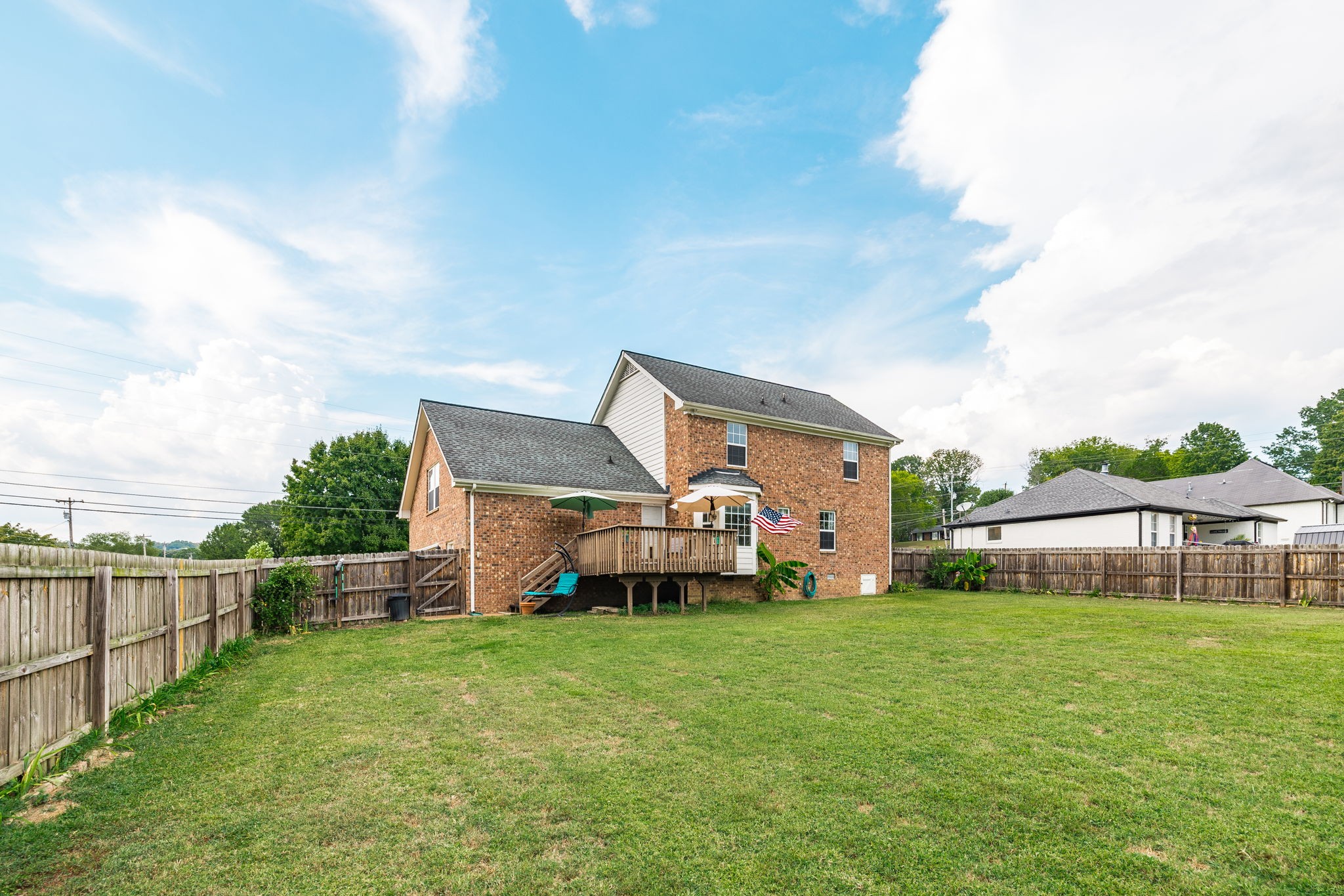 101 Victoria Ln, E