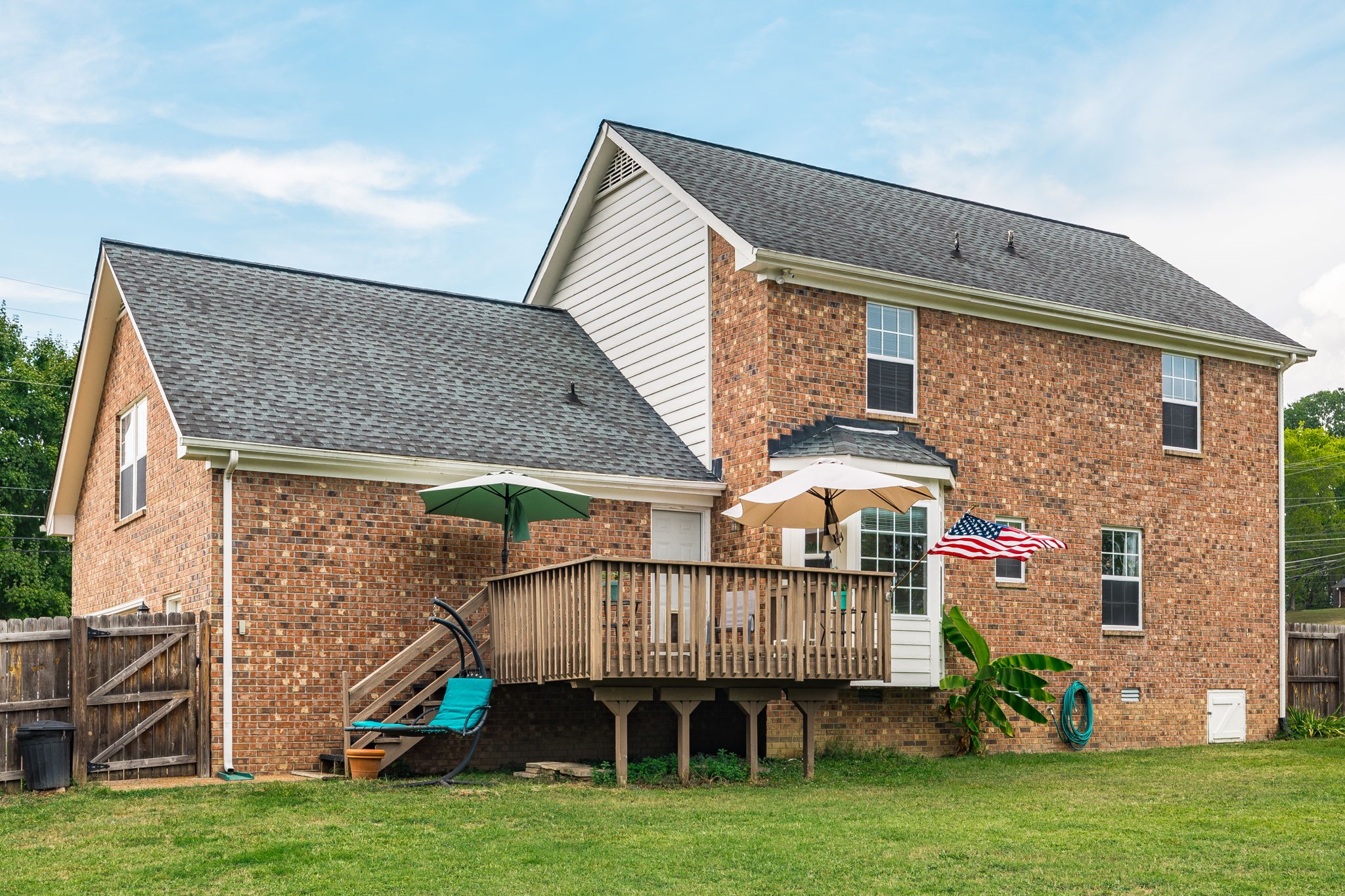 101 Victoria Ln, E