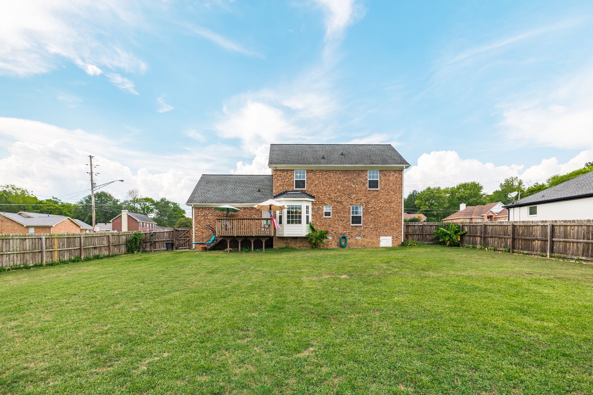 101 Victoria Ln, E