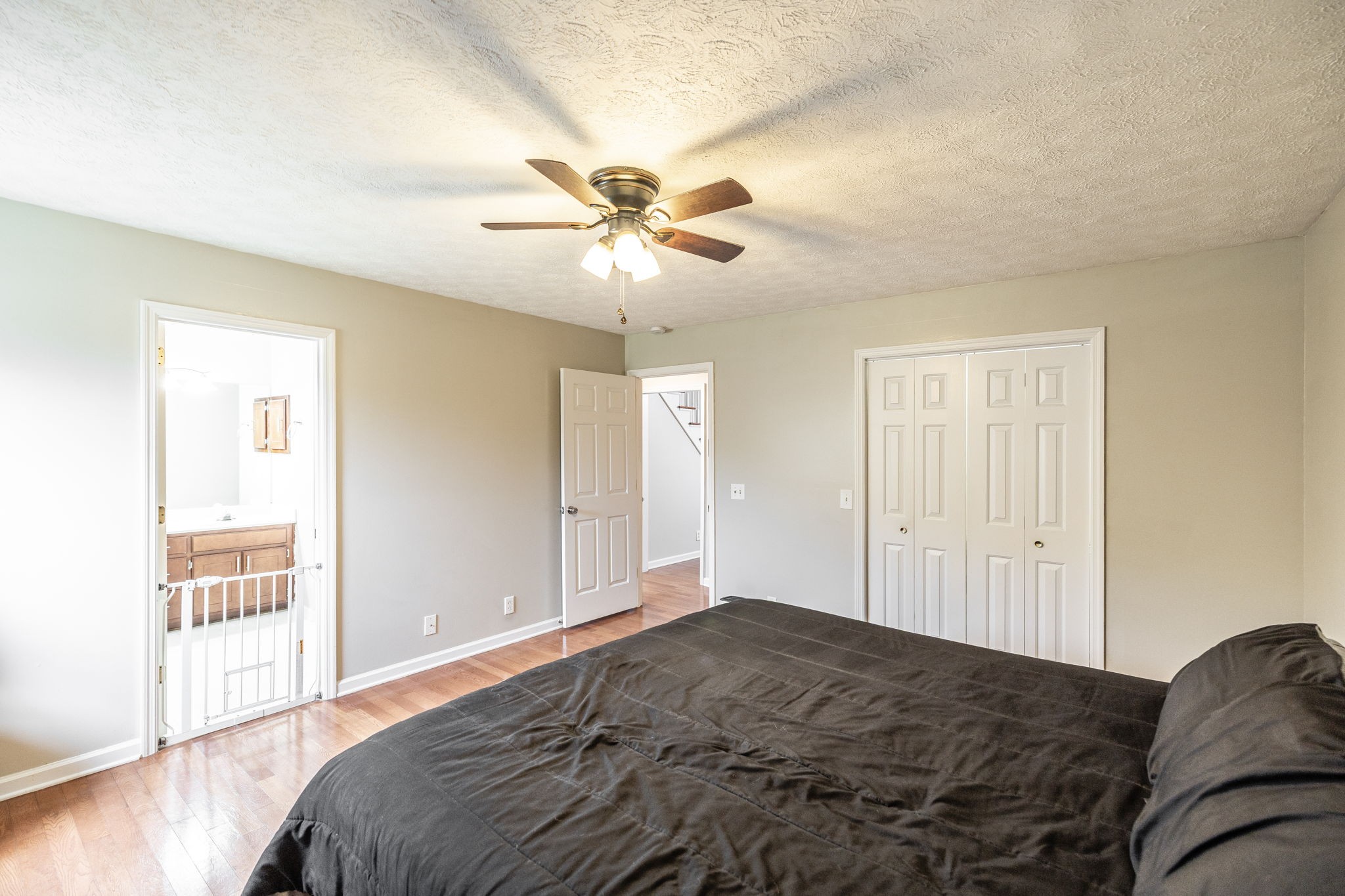 101 Victoria Ln, E